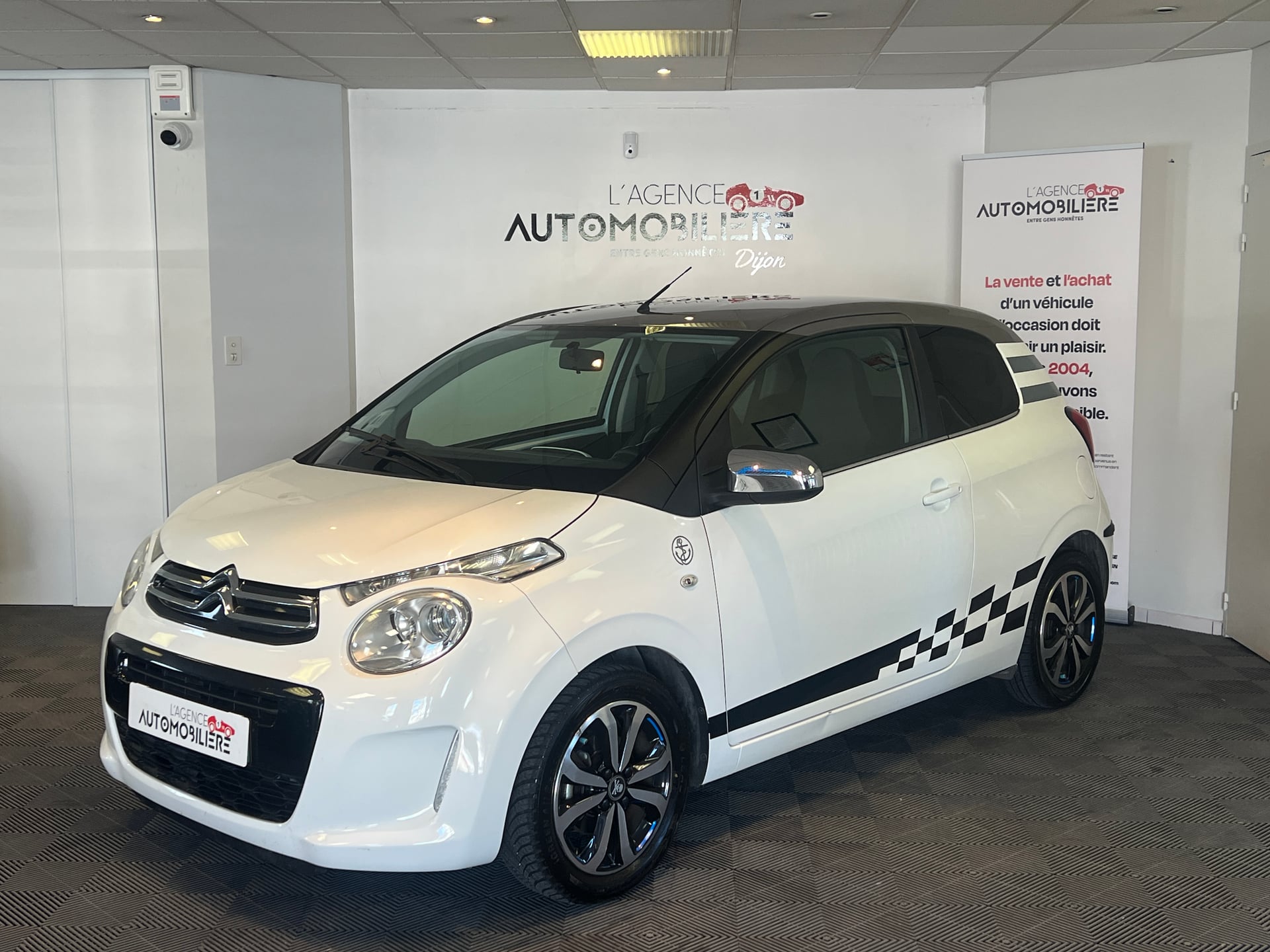 Citroen C1 1.2 VTi 12V 82 cv