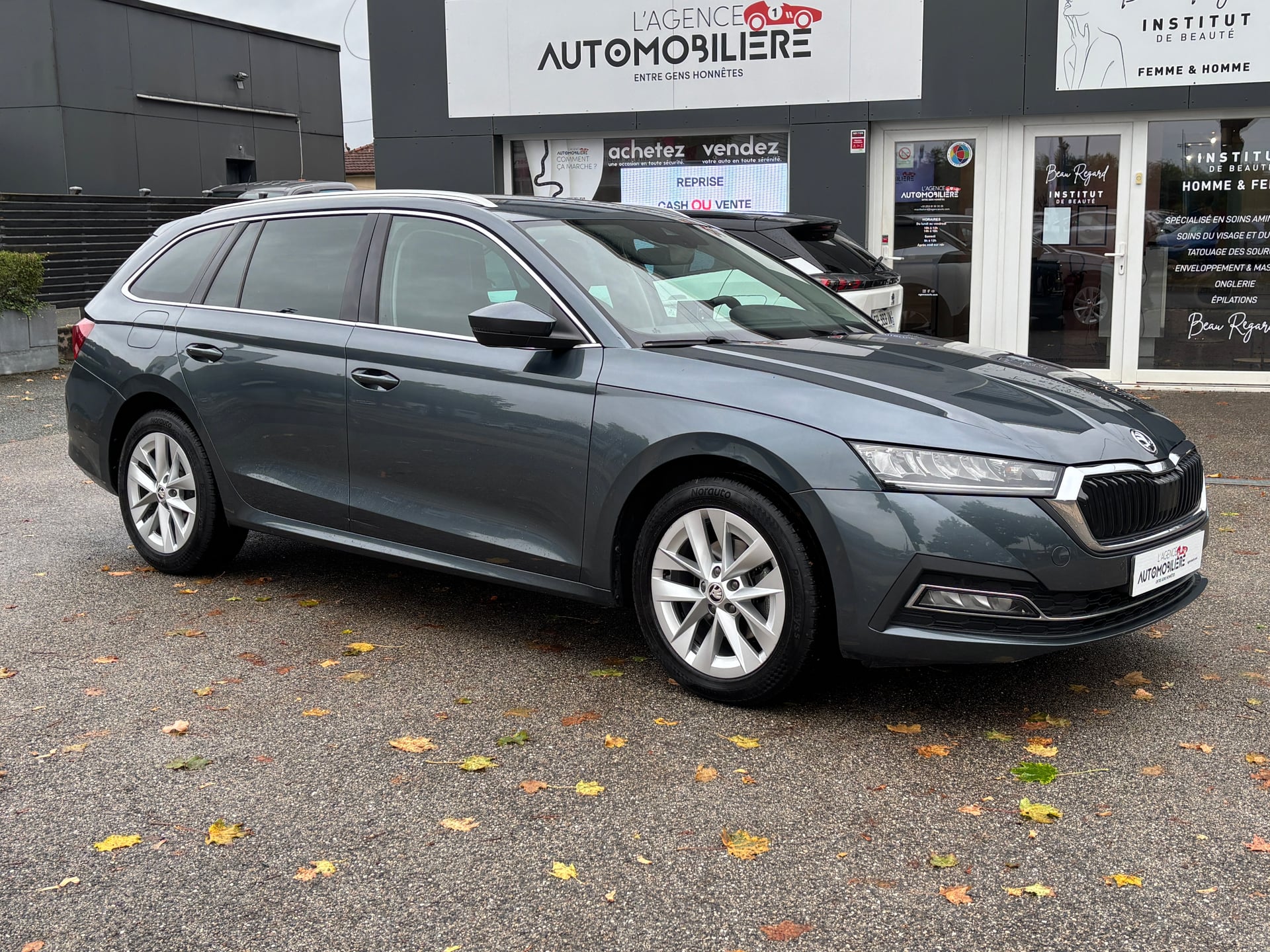 Skoda Octavia Combi 2.0 TDI 150 ch STYLE DSG7 — 2