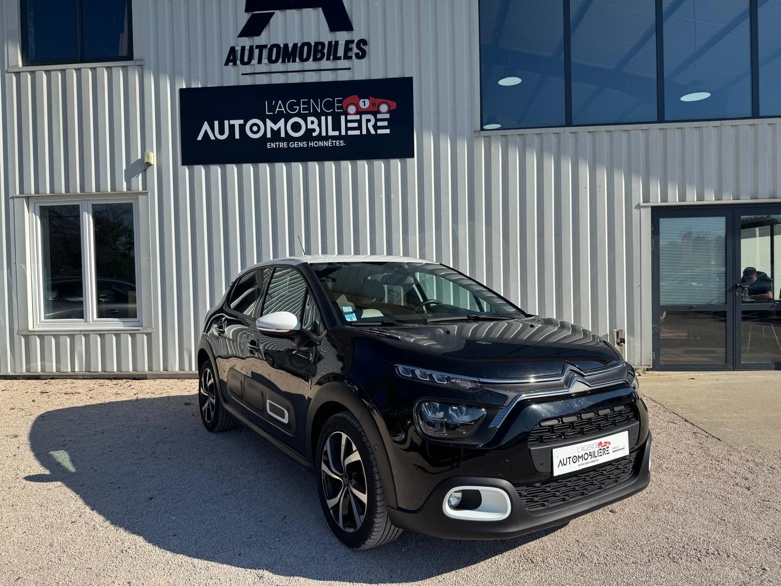 Citroen C3 III Phase 2 1.5 BLUEHDI 102CH SHINE