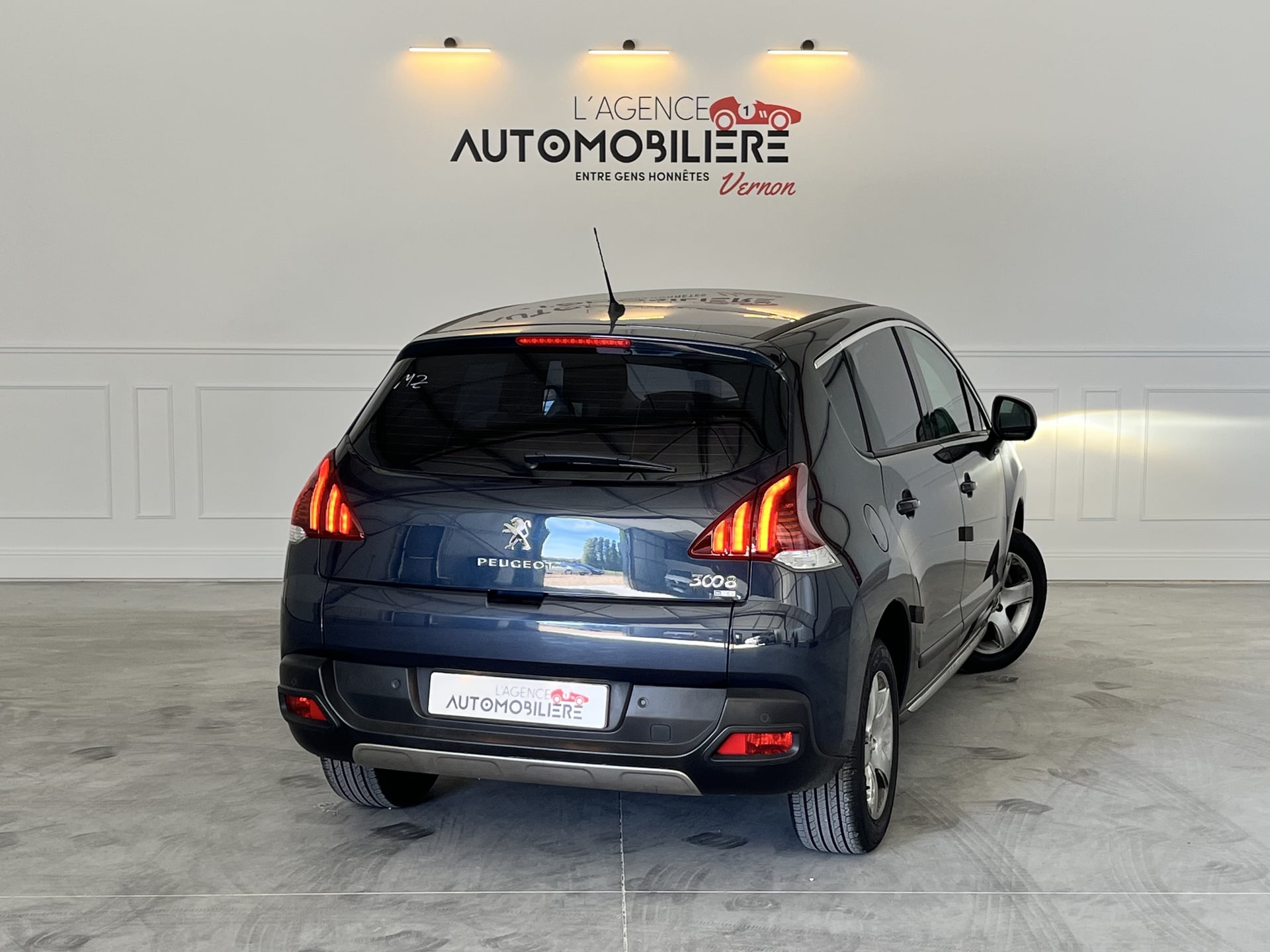 Peugeot 3008 1.6 BLUEHDI 120CH S&S EAT6 — 2