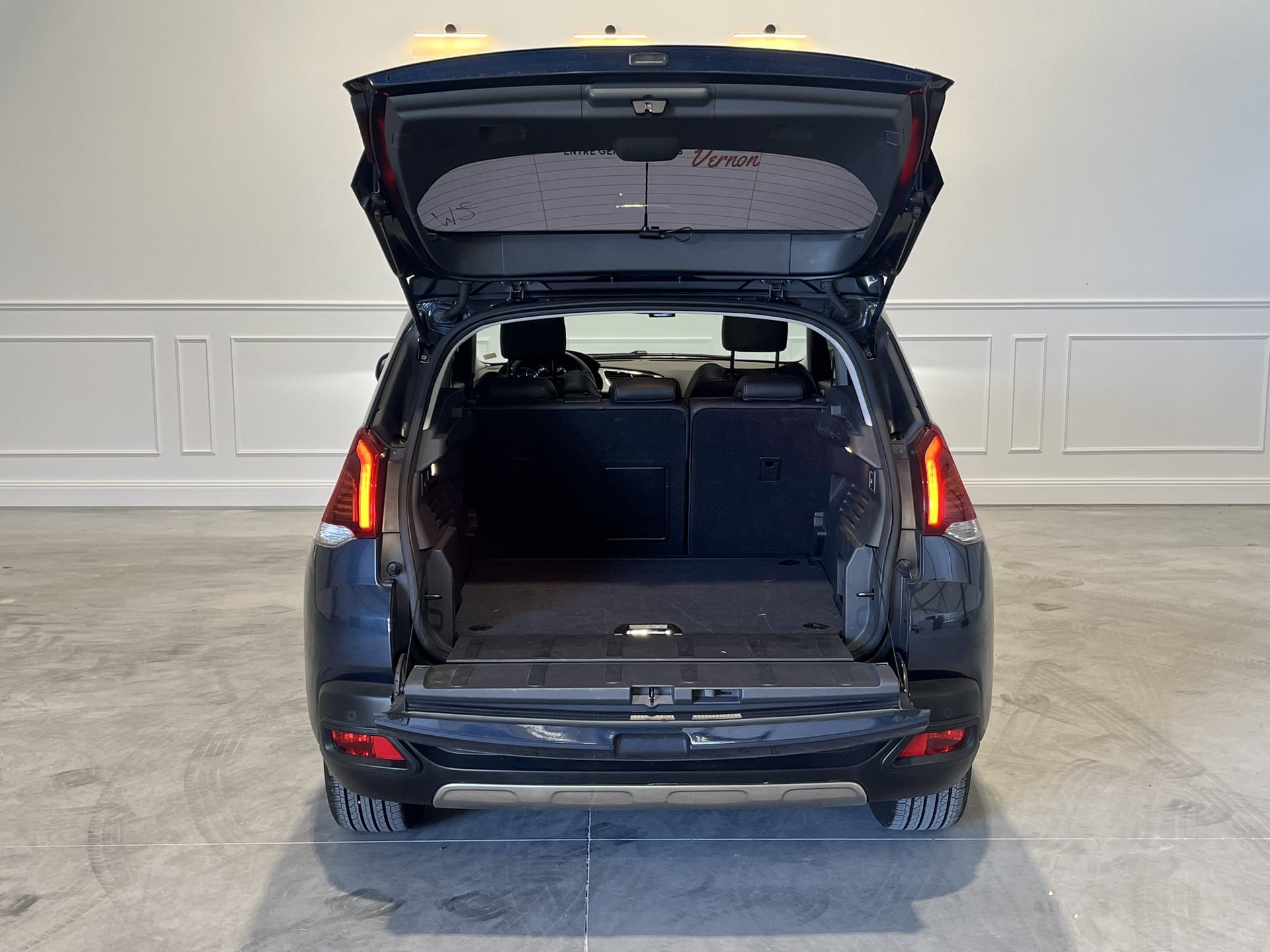 Peugeot 3008 1.6 BLUEHDI 120CH S&S EAT6 — 29
