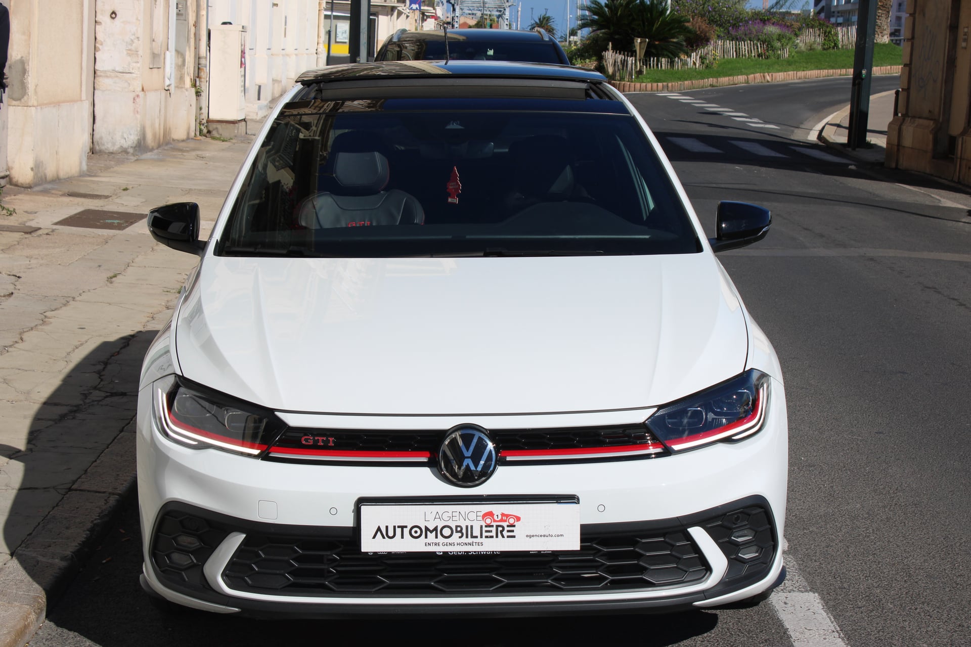 Volkswagen Polo 2.0 TSI 207CH GTI EDITION 25 DSG7 ( Toit ouvrant, Caméra de recul, Sièges chauffants ... ) — 2