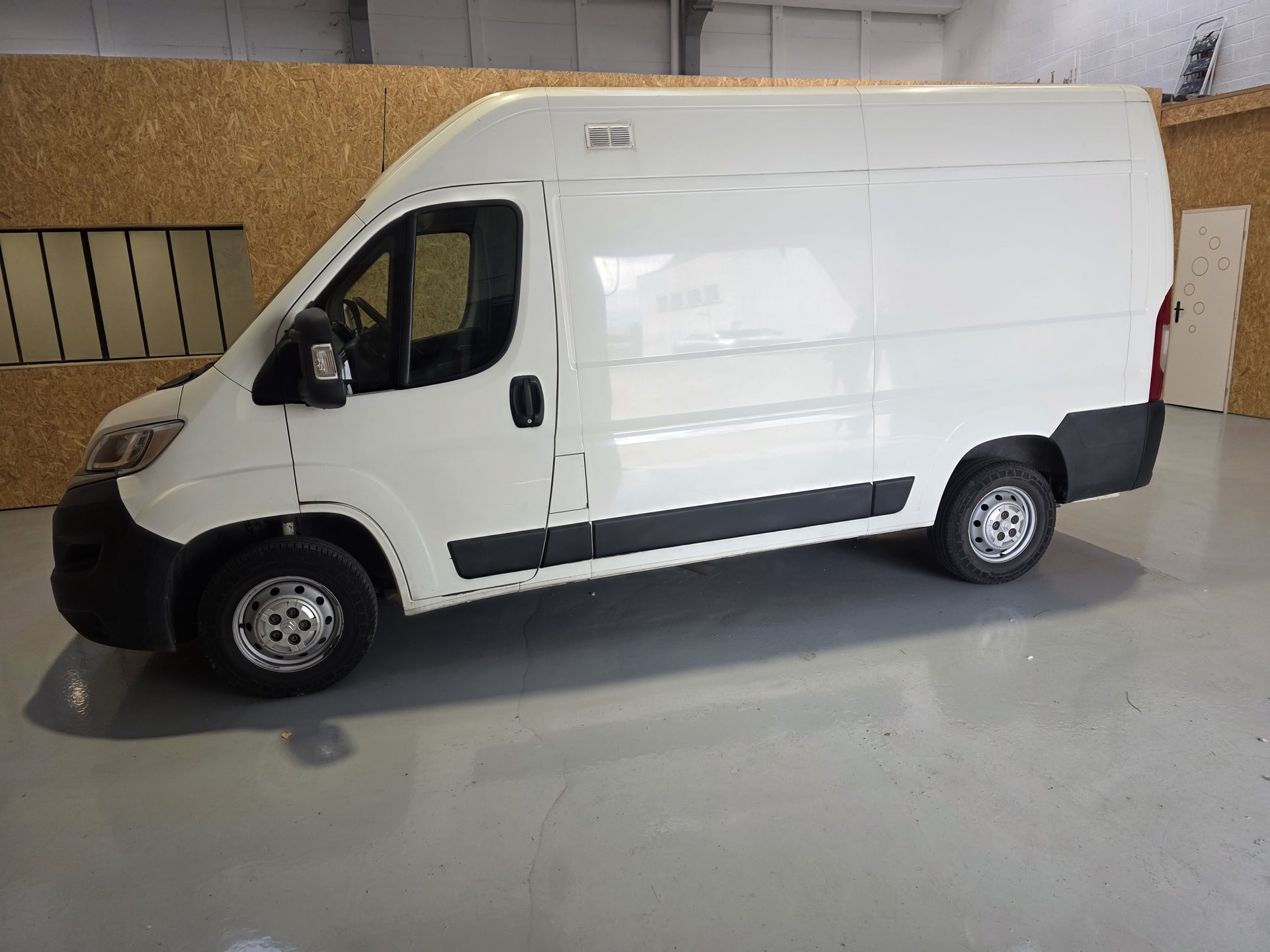 Citroen Jumper 33 L2H2 2L BlueHDI 163CH Confort — 2