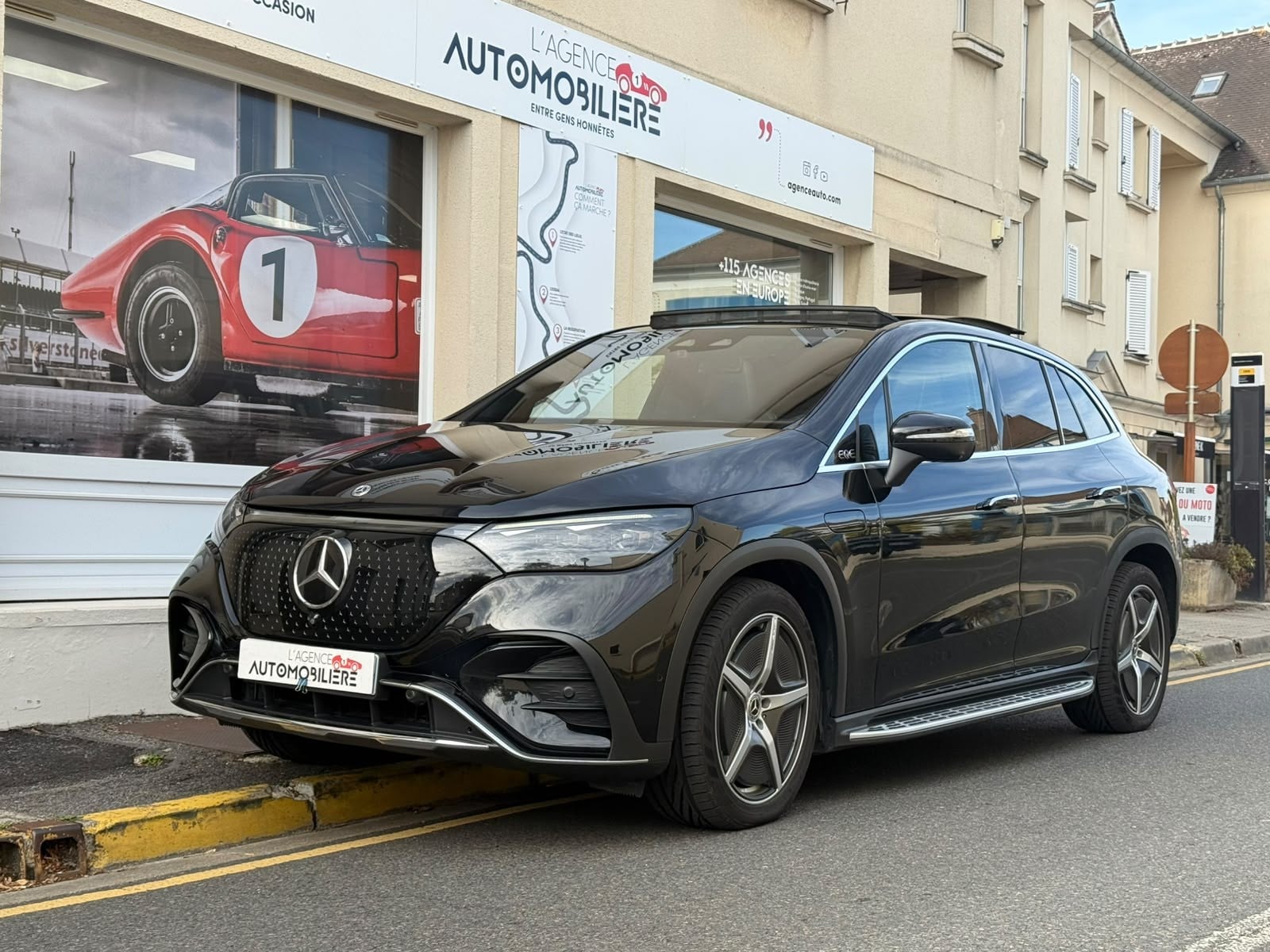Mercedes-Benz EQE SUV EQE 350 AMG LINE+ Très optionné + suivi Mercedes - Pack Burmester - Toit Ouvrant - Sièges électriques/chauffant- Origine France - Caméra 360° - Carplay