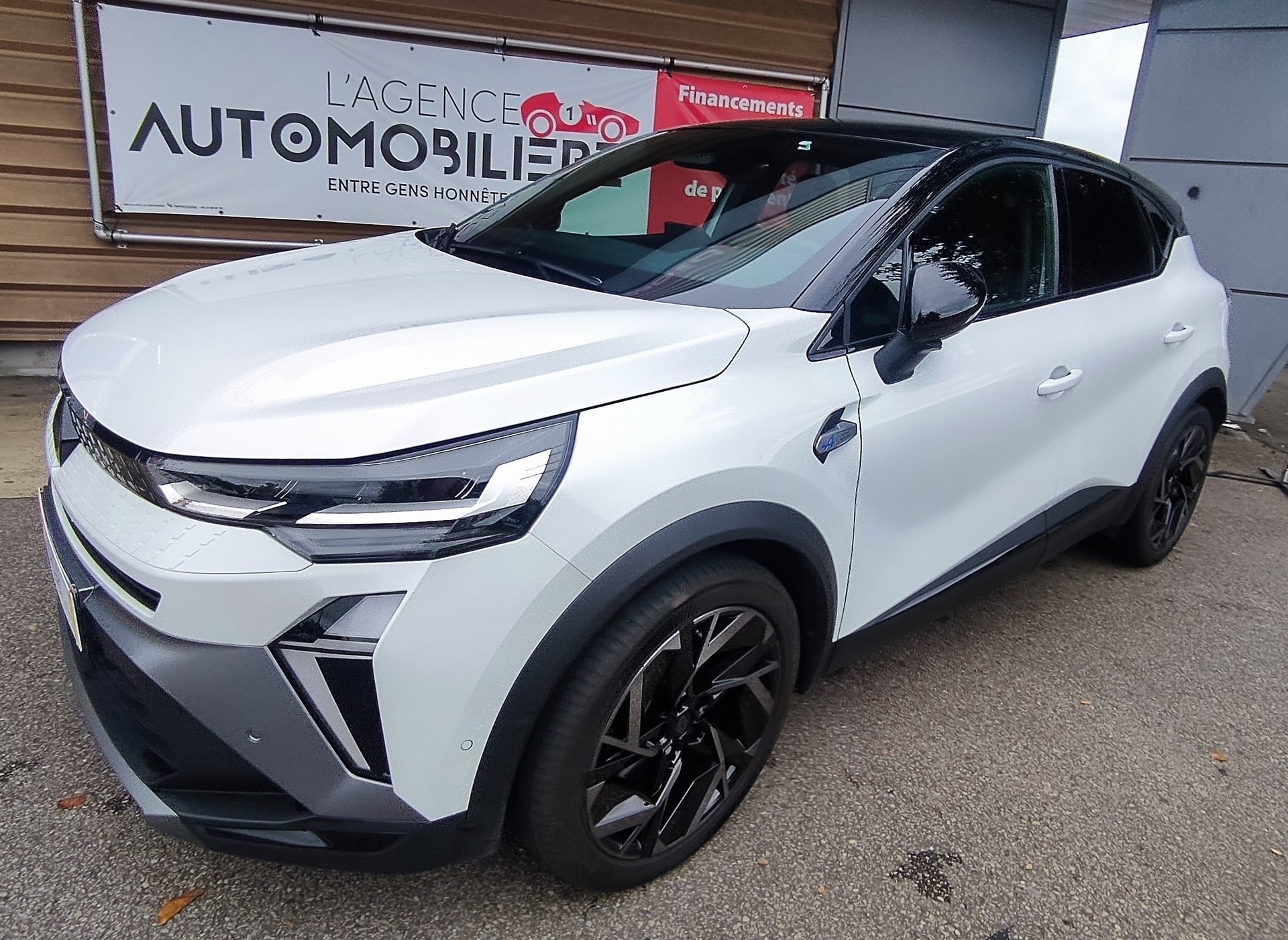 Renault Captur E-TECH HYBRID FULL-HYBRID ESPRIT ALPINE — 2