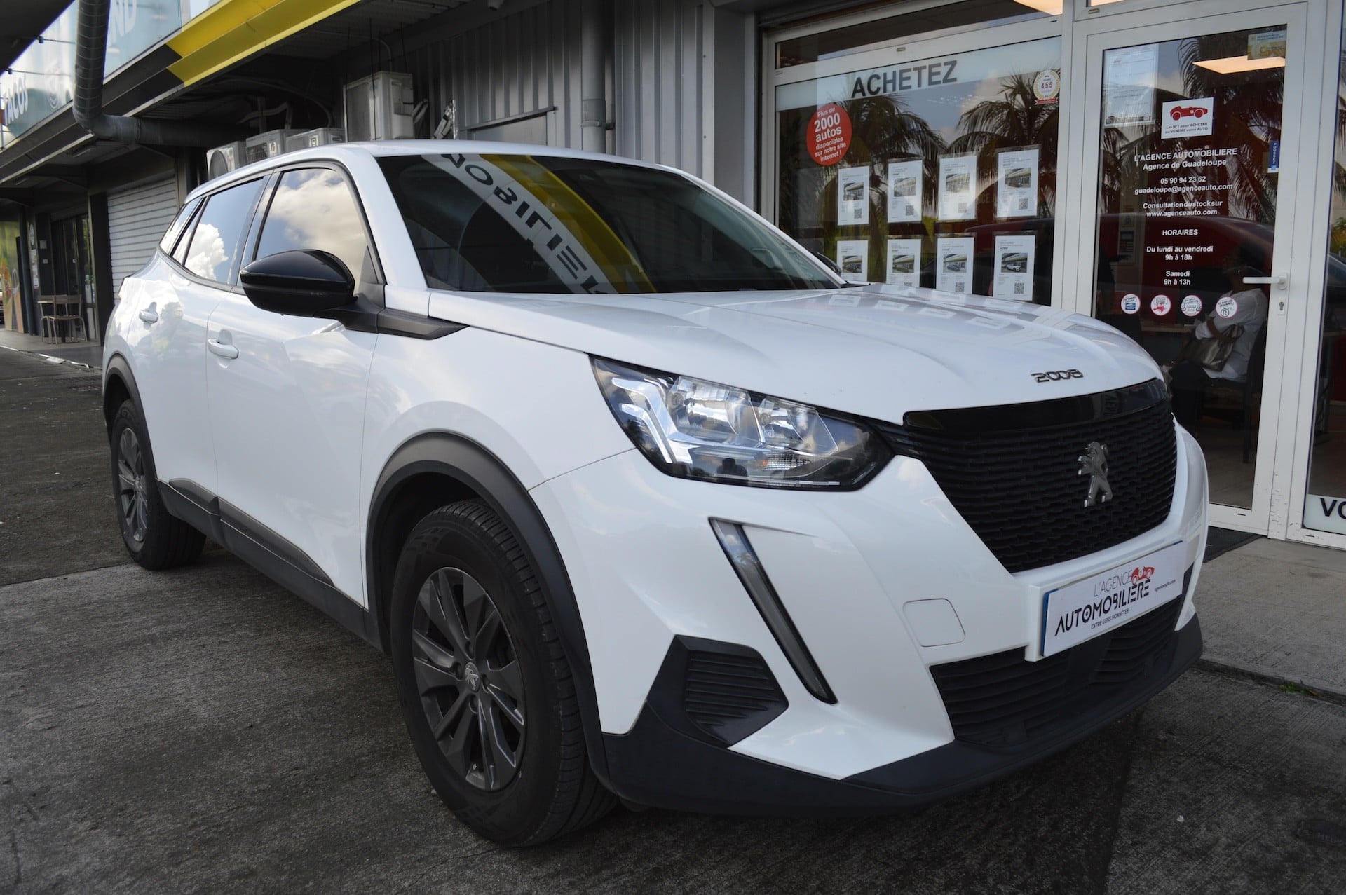 Peugeot 2008 2008 1.2 PureTech 100ch S&S Style — 2