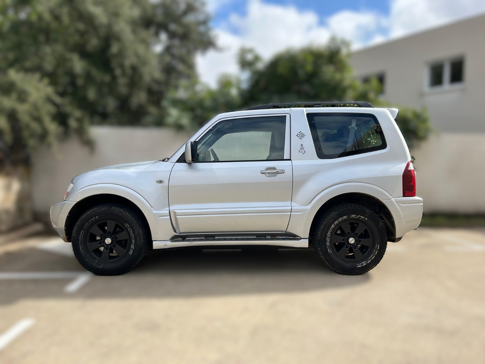 Mitsubishi Pajero 3.2 DID 160 AVENTURE 4WD — 2