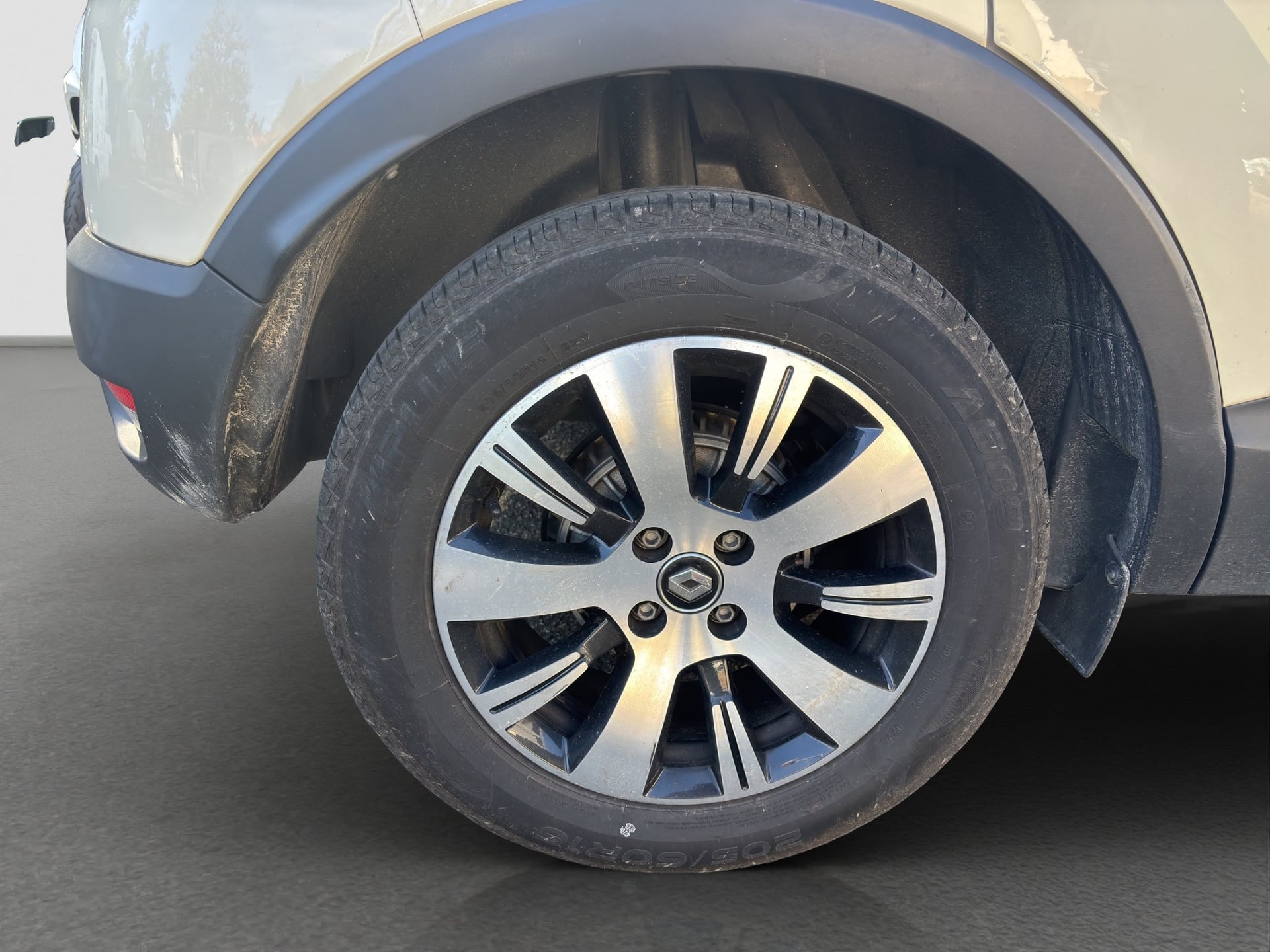 Renault CAPTUR II 1.5 DCI 110 ENERGY INTENS "Distribution faite/Historique d'entretien/sans Adblue"" — 36
