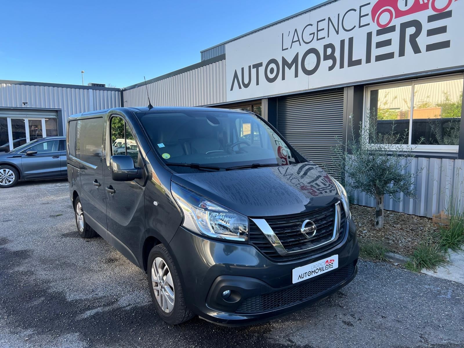 Nissan NV300 Fourgon L1H1 2T8 2.0 DCI 170CH BOITE AUTO TEKNA (TARIF AFFICHE TTC - TVA RECUPERABLE)