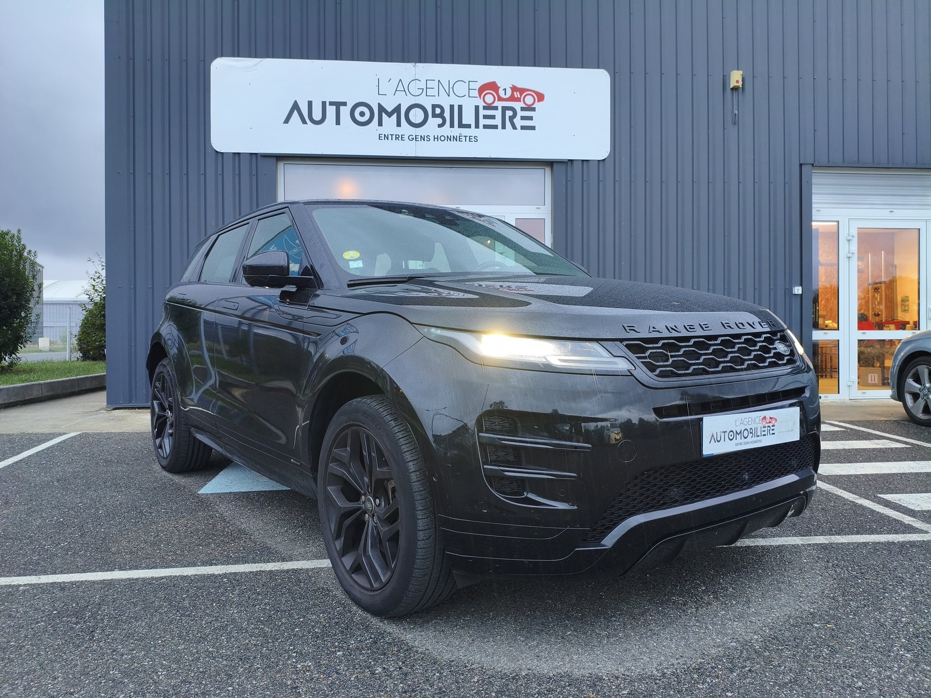 Land Rover Range Rover Evoque 2.0L D 180ch R-Dynamic HSE AWD BVA