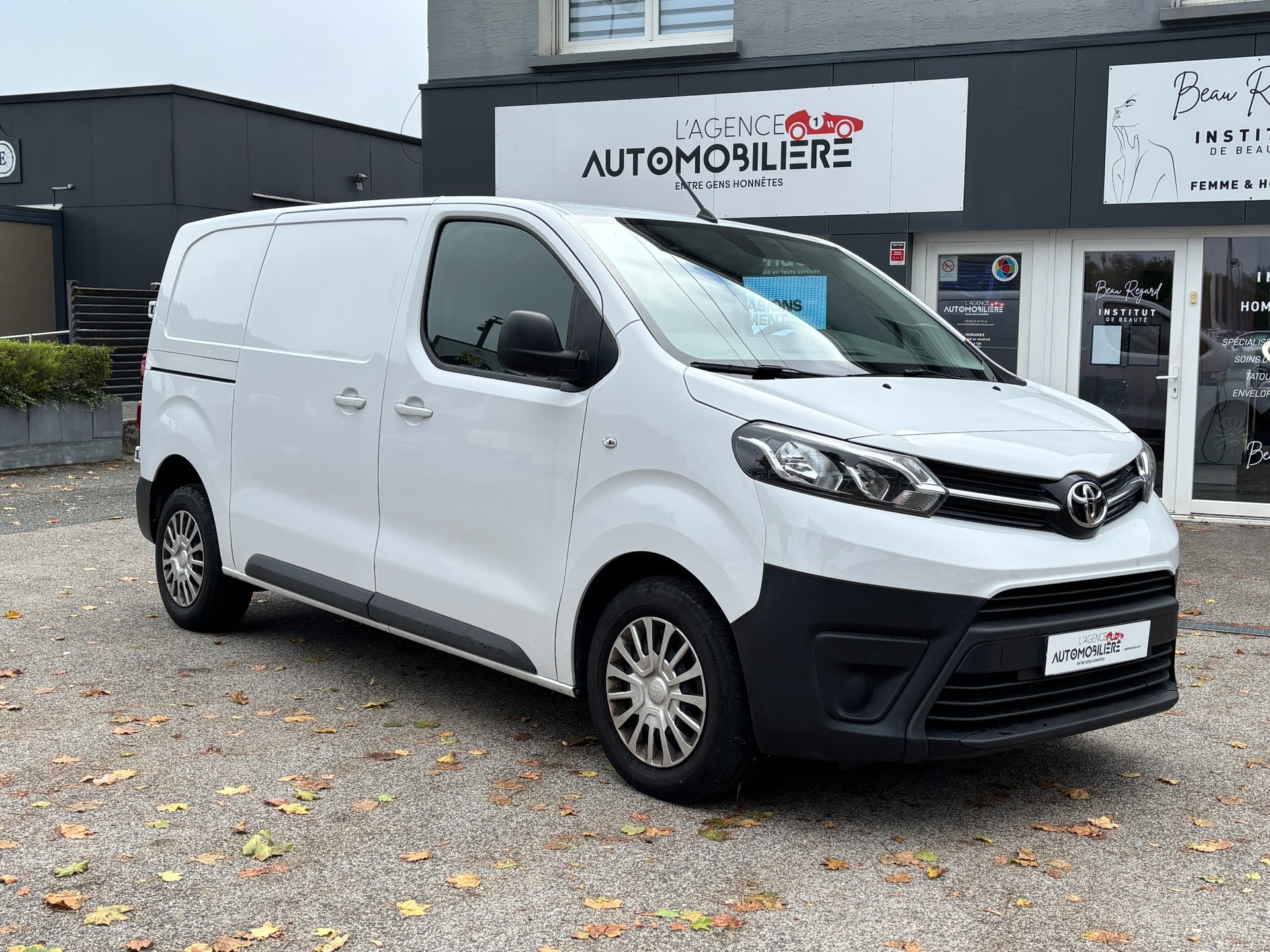 Toyota PROACE II MEDIUM 2.0 D-4D 144 ch START BVM6 — 2