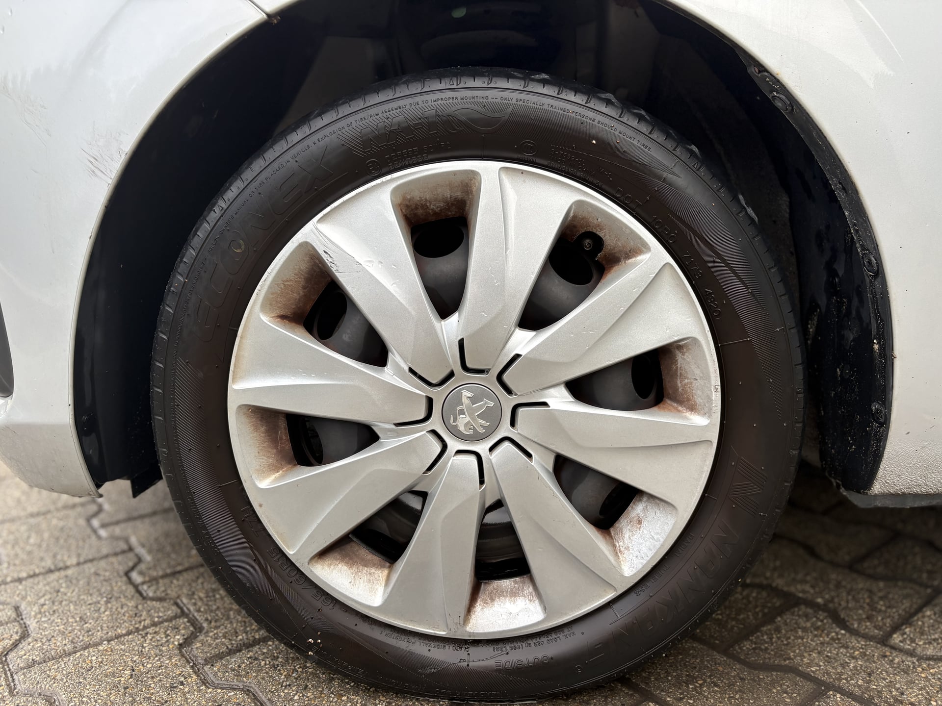 Peugeot 108 5 Portes 1.2 VTi 12V 82 cv finition style — 26