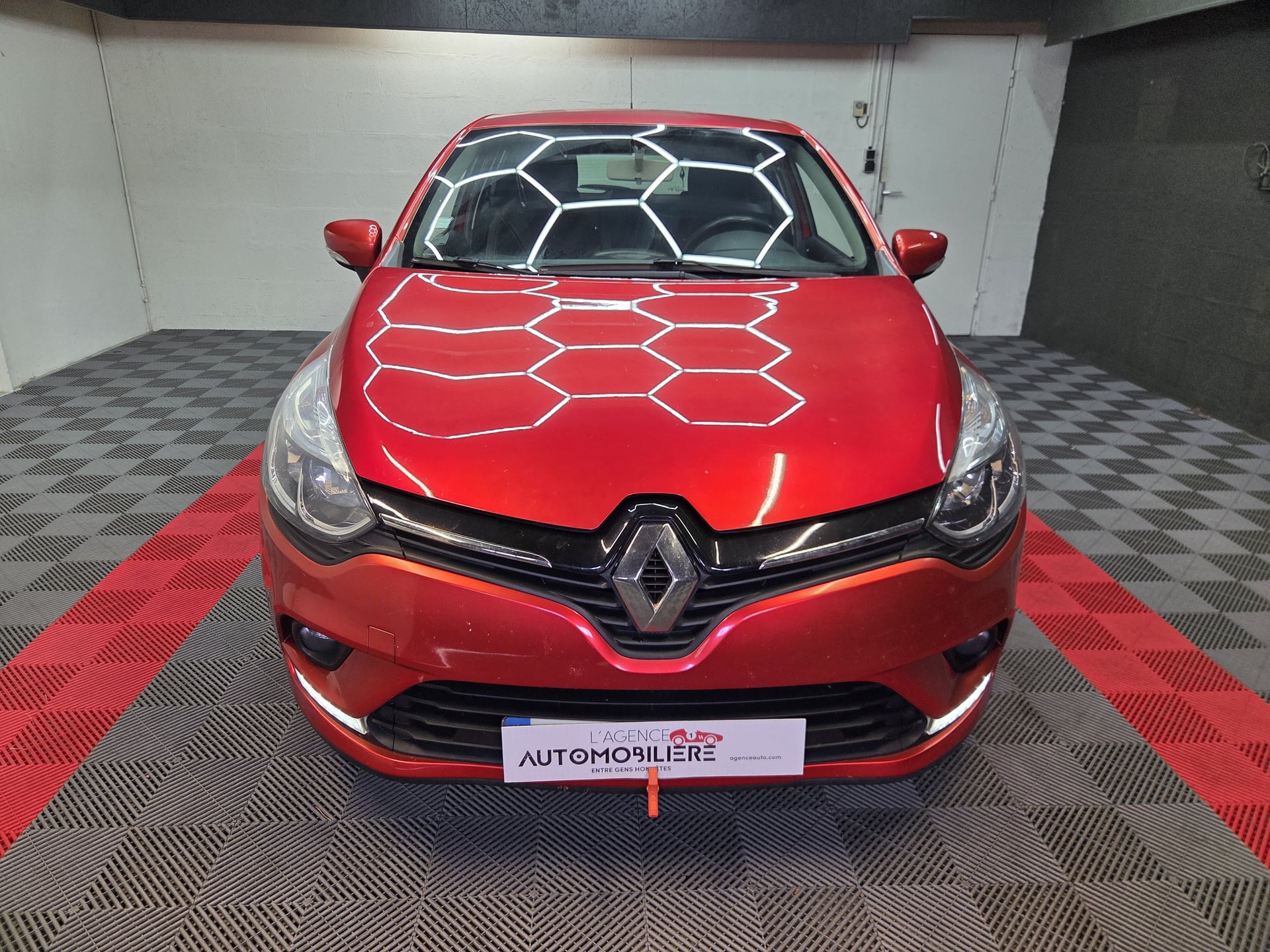 Renault Clio Clio 4 phase 2 1.5 dCi 75ch energy Zen GARANTIE 12 MOIS — 2