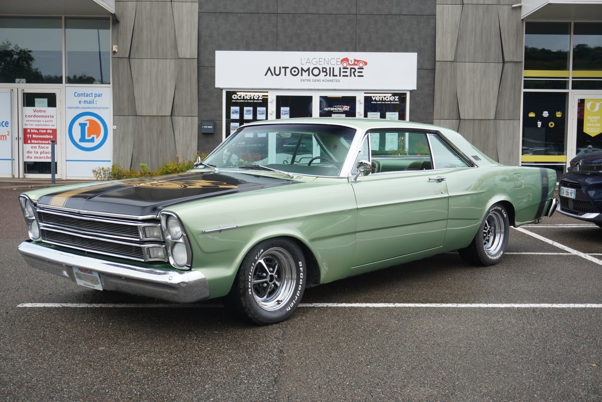 Ford Galaxie 500 XL Coupé V8 390 ci 280 ch Restaurée — 2