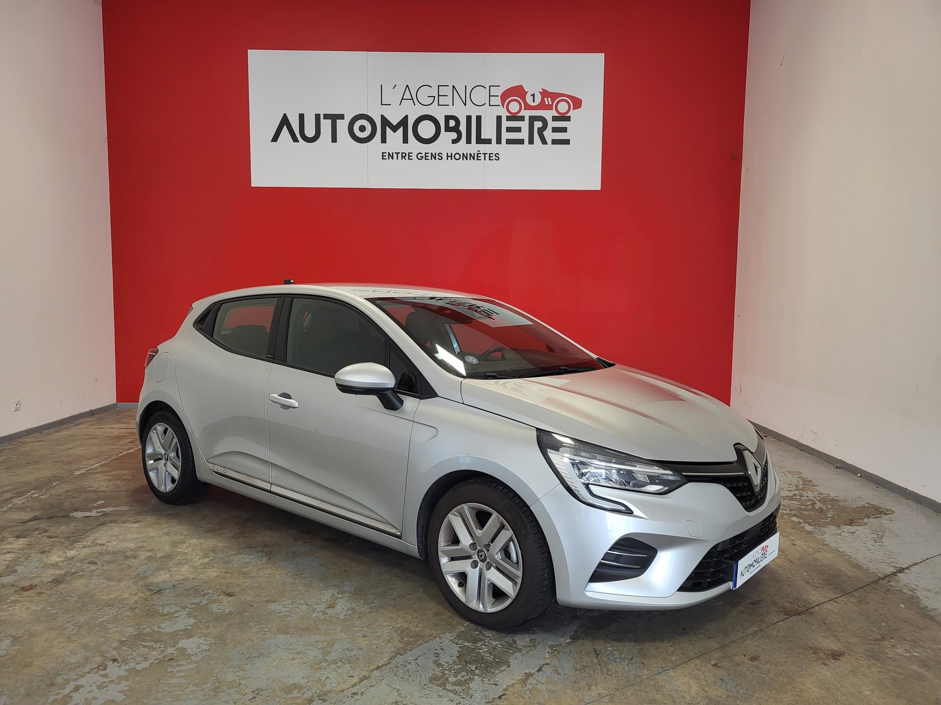 Renault Clio CLIO V 1.6 E-TECH 140 HYBRID BUSINESS