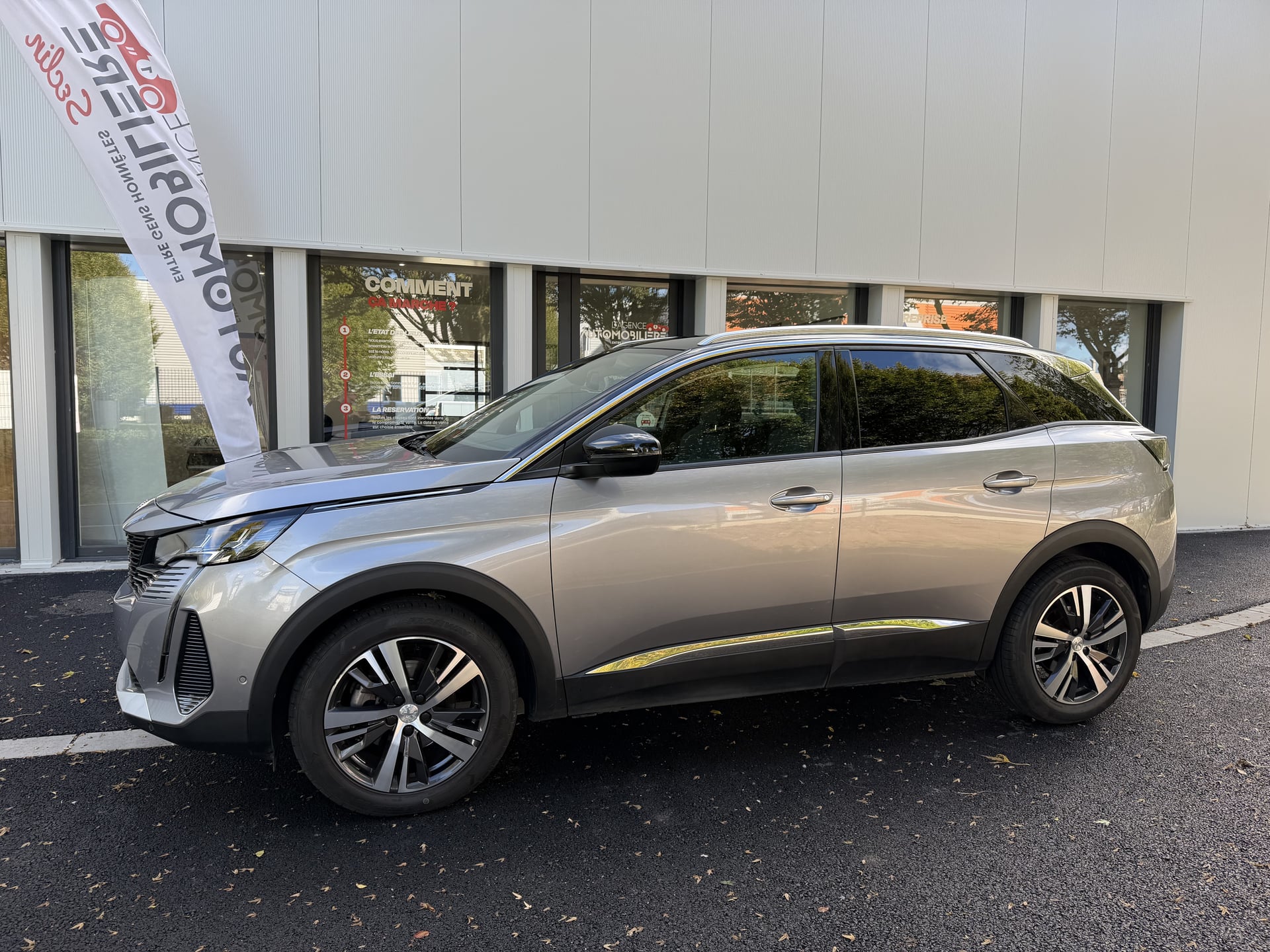 Peugeot 3008 Peugeot 3008 II 1.5 BlueHDi 130 Allure Pack Full leds GPS Carplay — 2