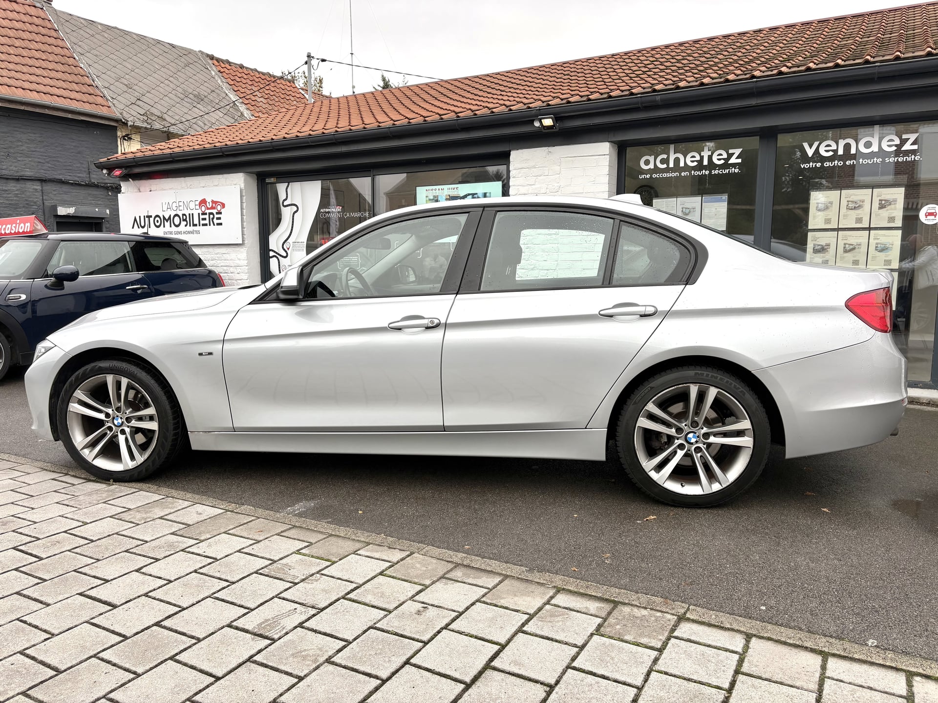 BMW Série 3 (f30) 318d 136ch Sport (81900kms Vérifié) — 2