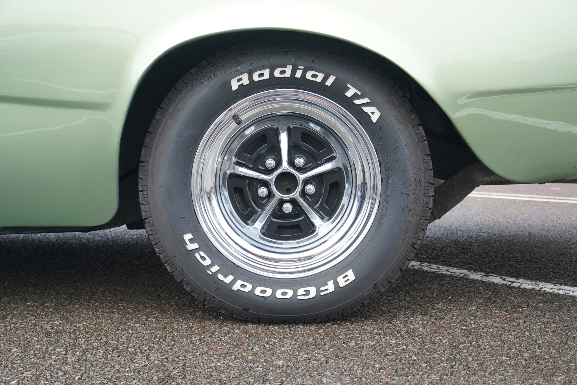 Ford Galaxie 500 XL Coupé V8 390 ci 280 ch Restaurée — 40