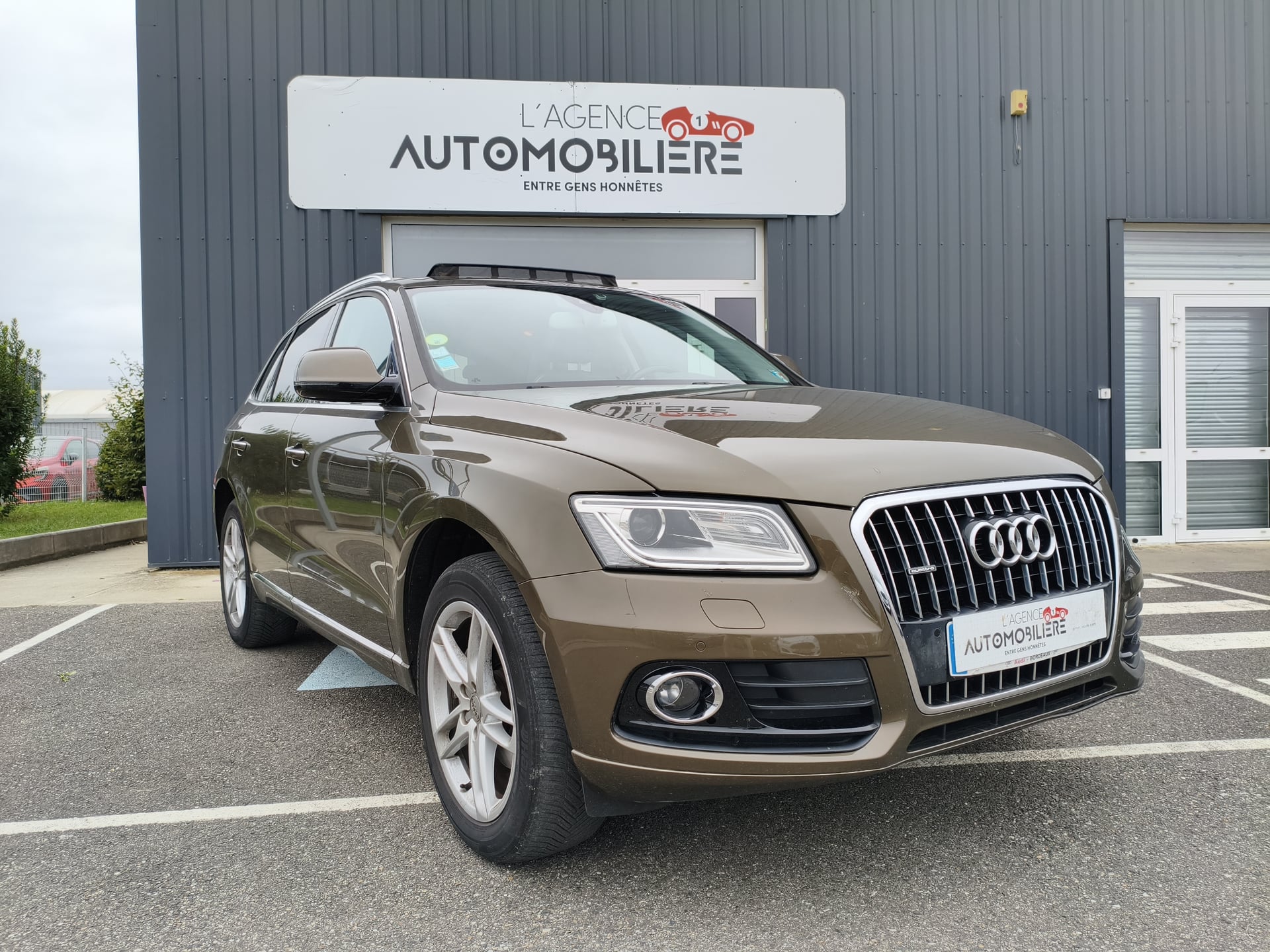 Audi Q5 2.0L TDI 190CH QUATTRO AMBITION LUXE S tronic 7