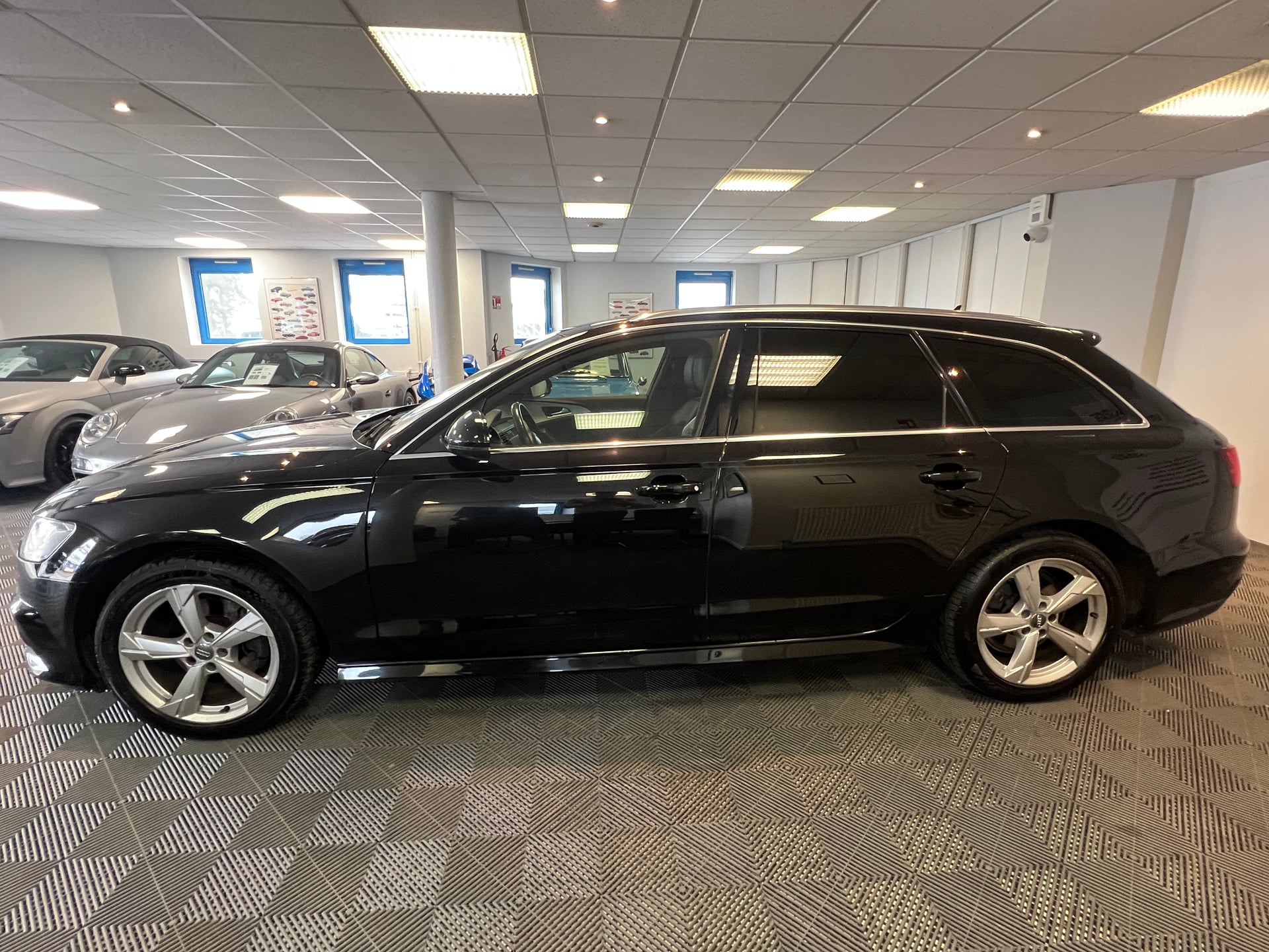 Audi A6 Avant 2.0 TDI 16V S-Tronic7 Ultra 190 cv — 24