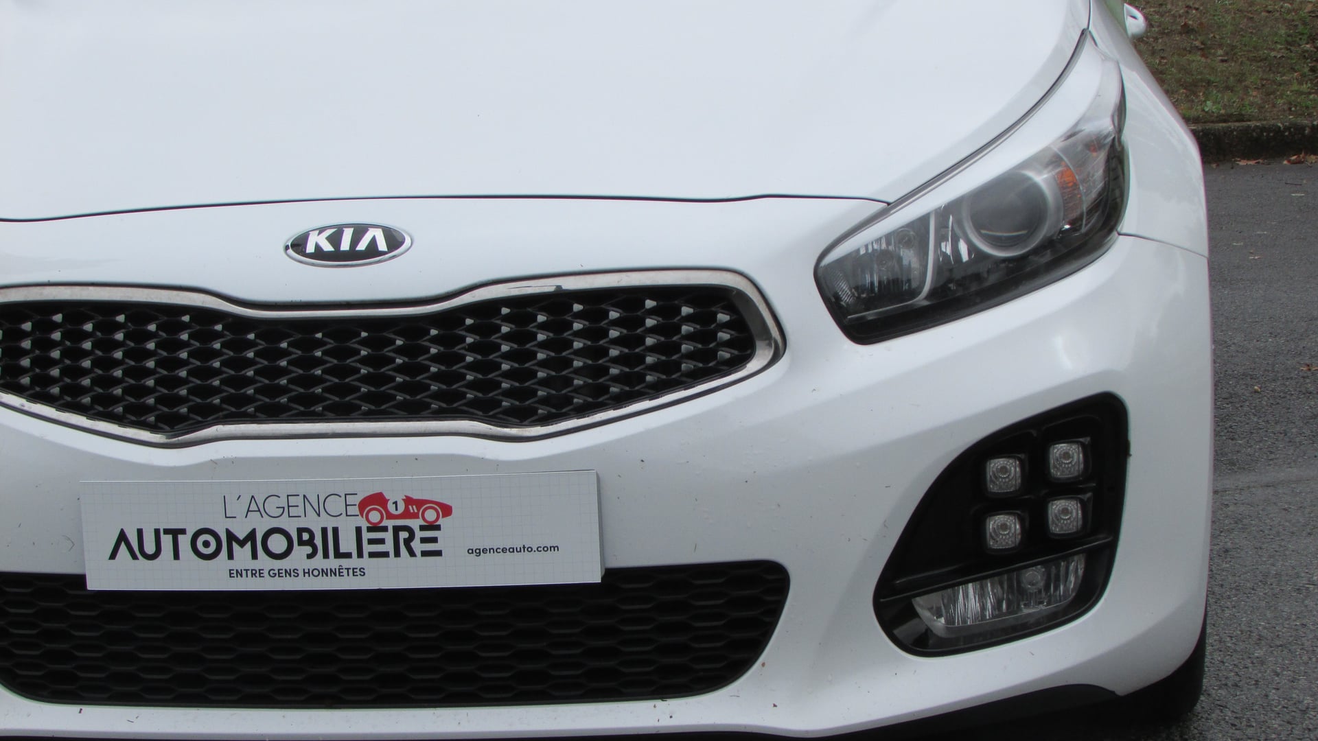 Kia Ceed 1,6L CRDI 136CH ISG GT LINE — 24