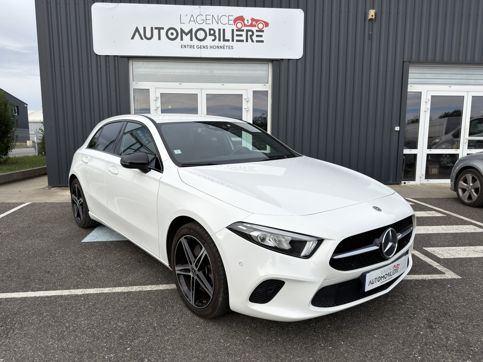 Mercedes-Benz Classe A 250 2.0L 221CH PROGRESSIVE LINE - VIDANGE DE BOÎTE EFFECTUÉE