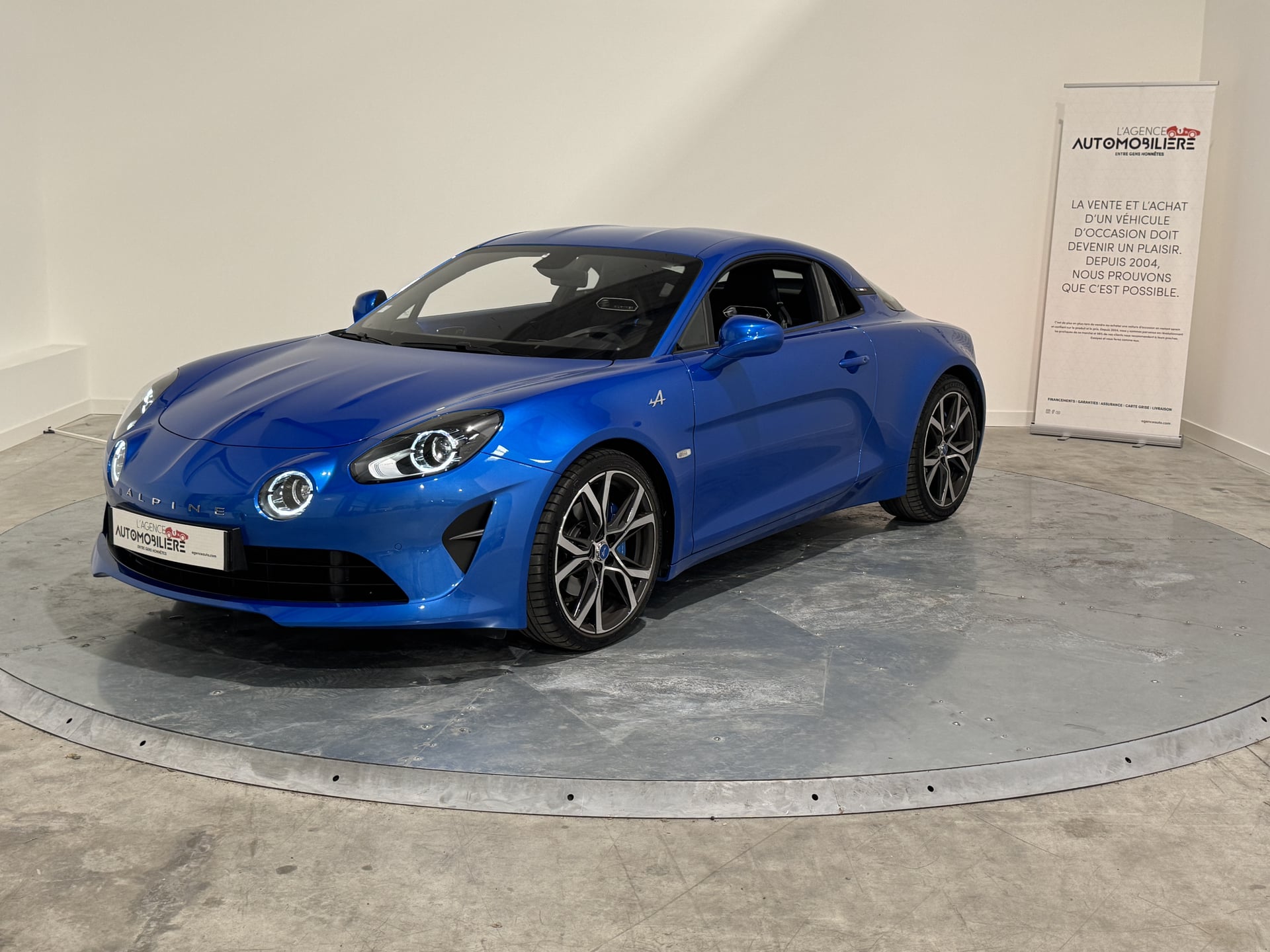 Alpine A110 1.8t 252ch Légende Echap. Sport / Focal / Télémétrie / Sabelt
