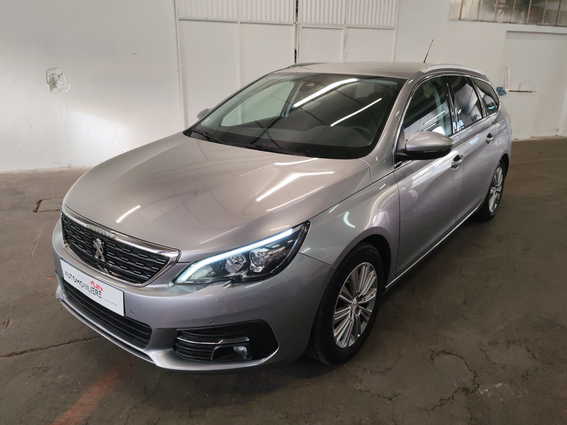 Peugeot 308 1.2 / 130 CV ALLURE EAT 8