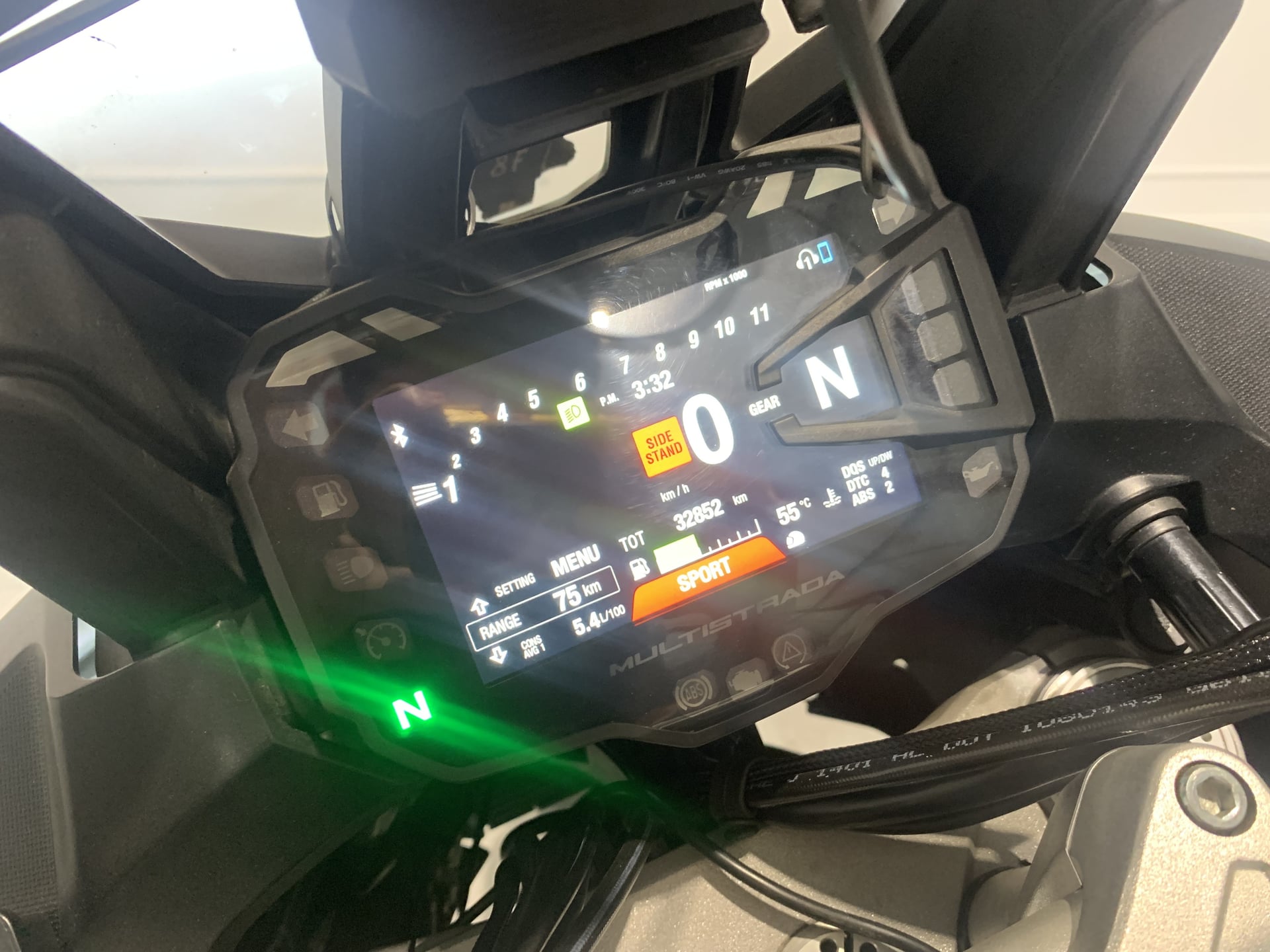Ducati Multistrada V2 S + PACK TOURING — 23