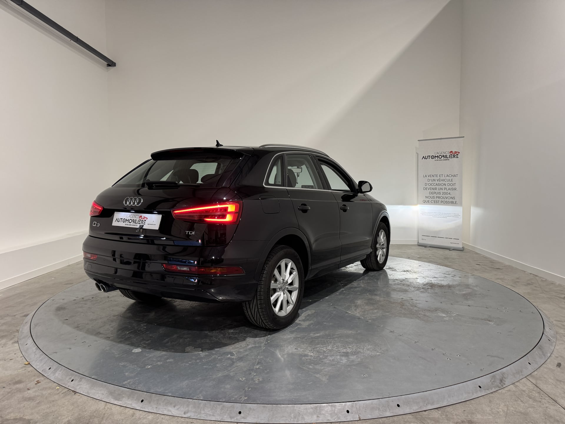 Audi Q3 2.TDI Ultra 150 ch Buisiness Line 8.0 CV — 2