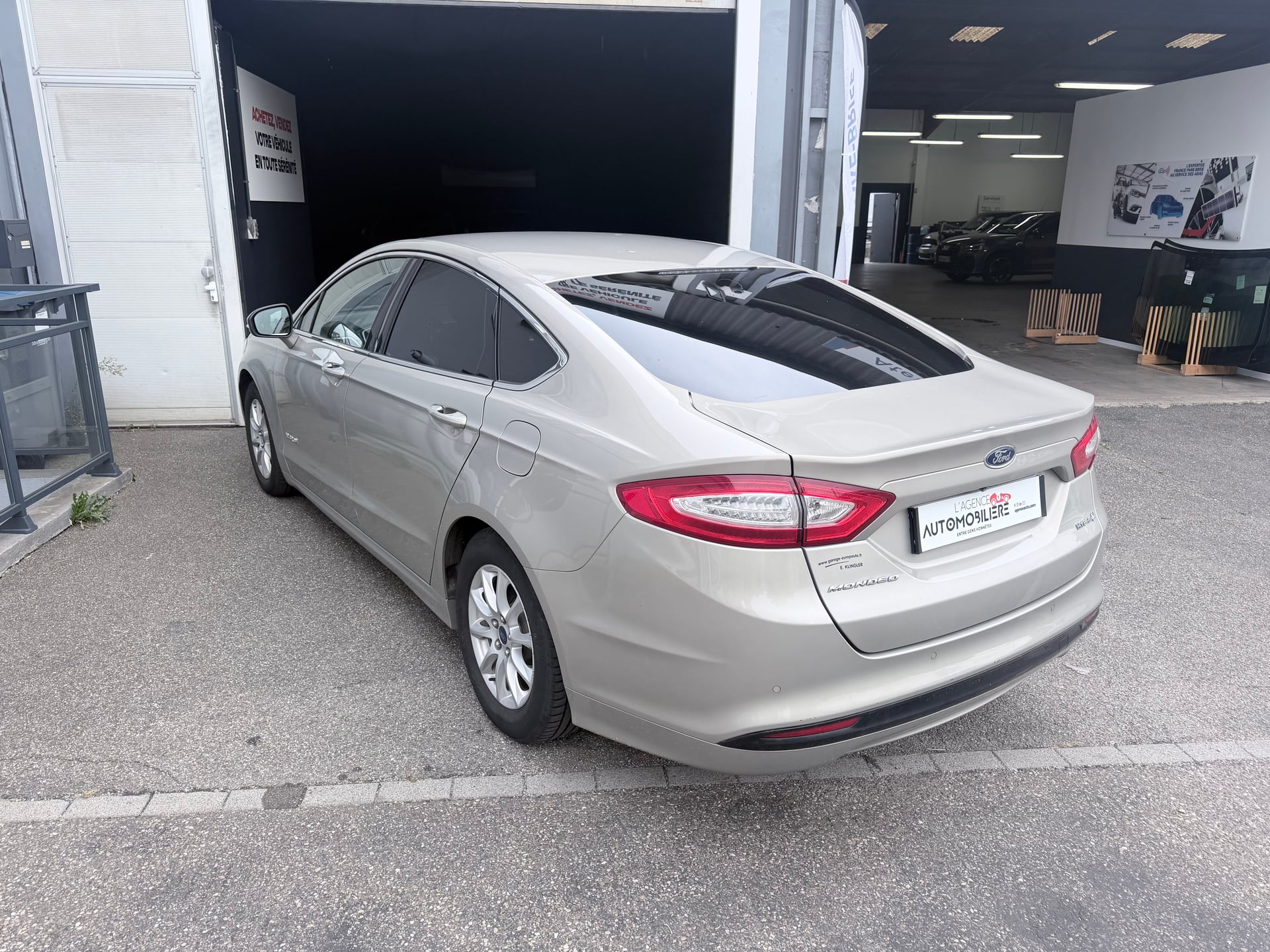 Ford Mondeo 2.0 187 Hybride Titanium — 25
