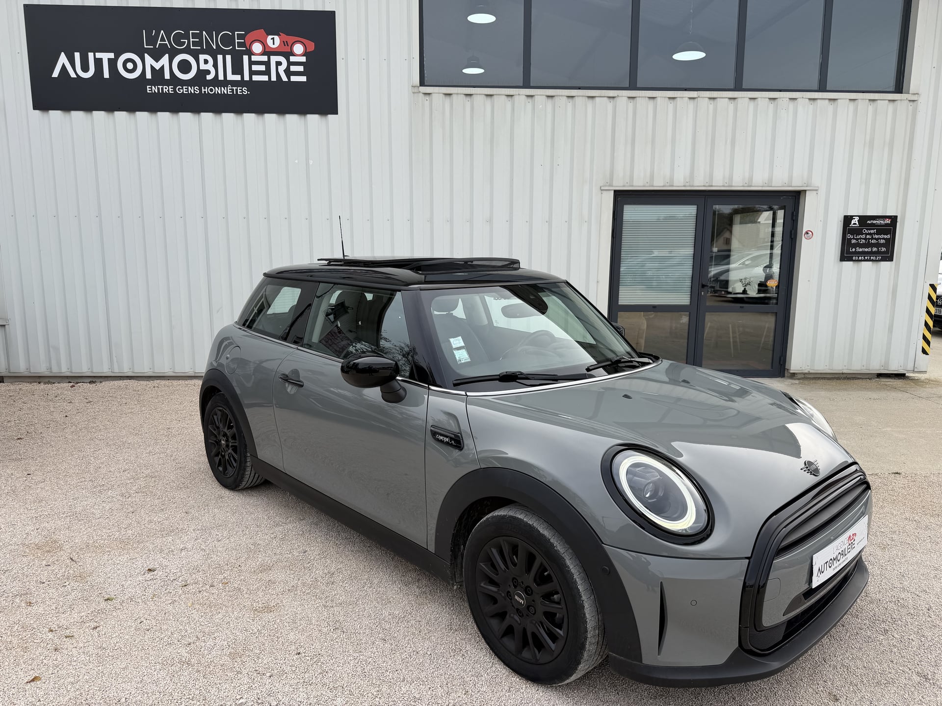 Mini Cooper Hatch 3P Cooper 136ch Finition Camden — 2