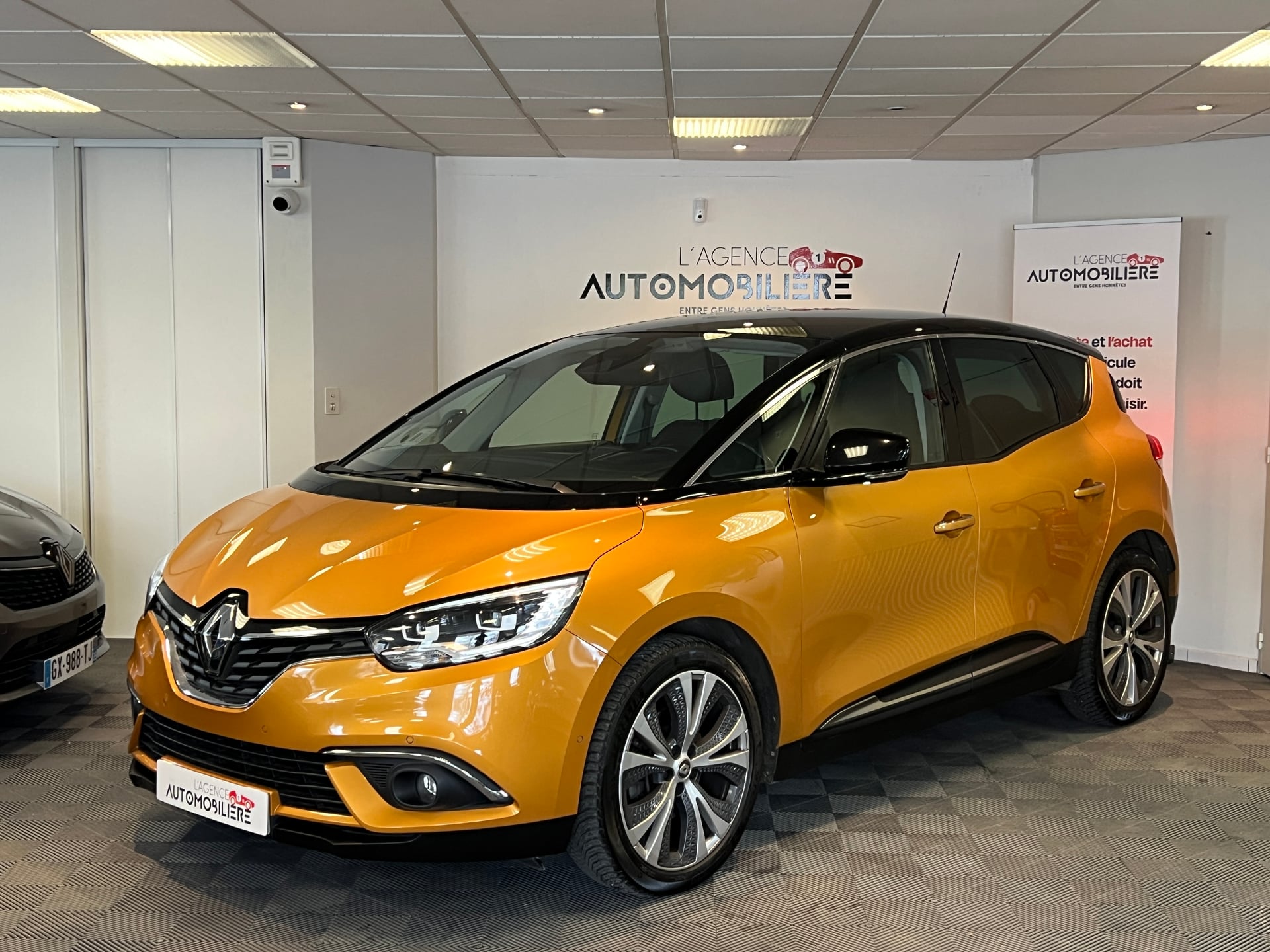 Renault Scenic 4 IV 1.6 dCi EDC6 160 CV Intens