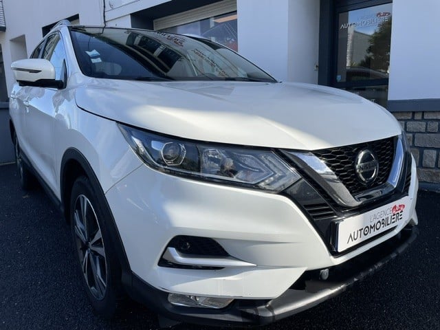 Nissan Qashqai GENERATION-II 1.3 DIGT 140 N-CONNECTA 2WD — 2