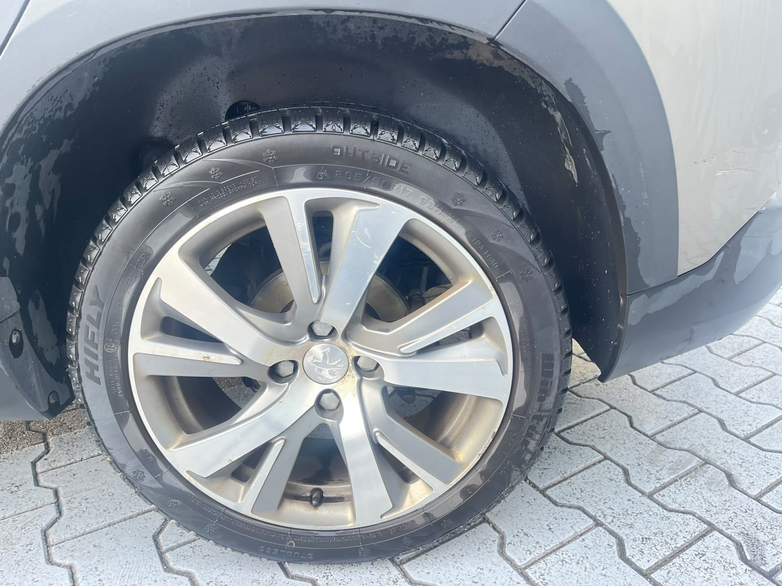 Peugeot 2008 1.6 BlueHDi S&S 120 cv Crossway toit pano — 25