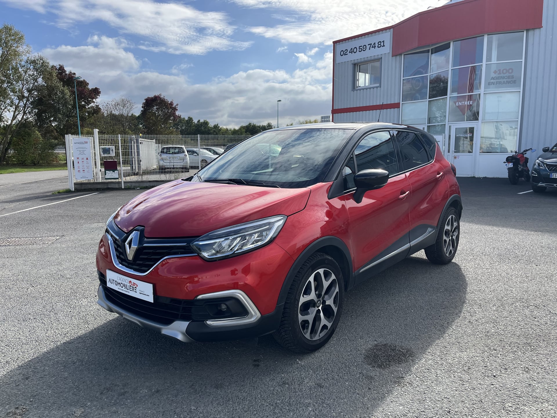 Renault Captur 1.5 DCI INTENS 110Chv /1ère MAIN/Attelage/GARANTIE 1 AN