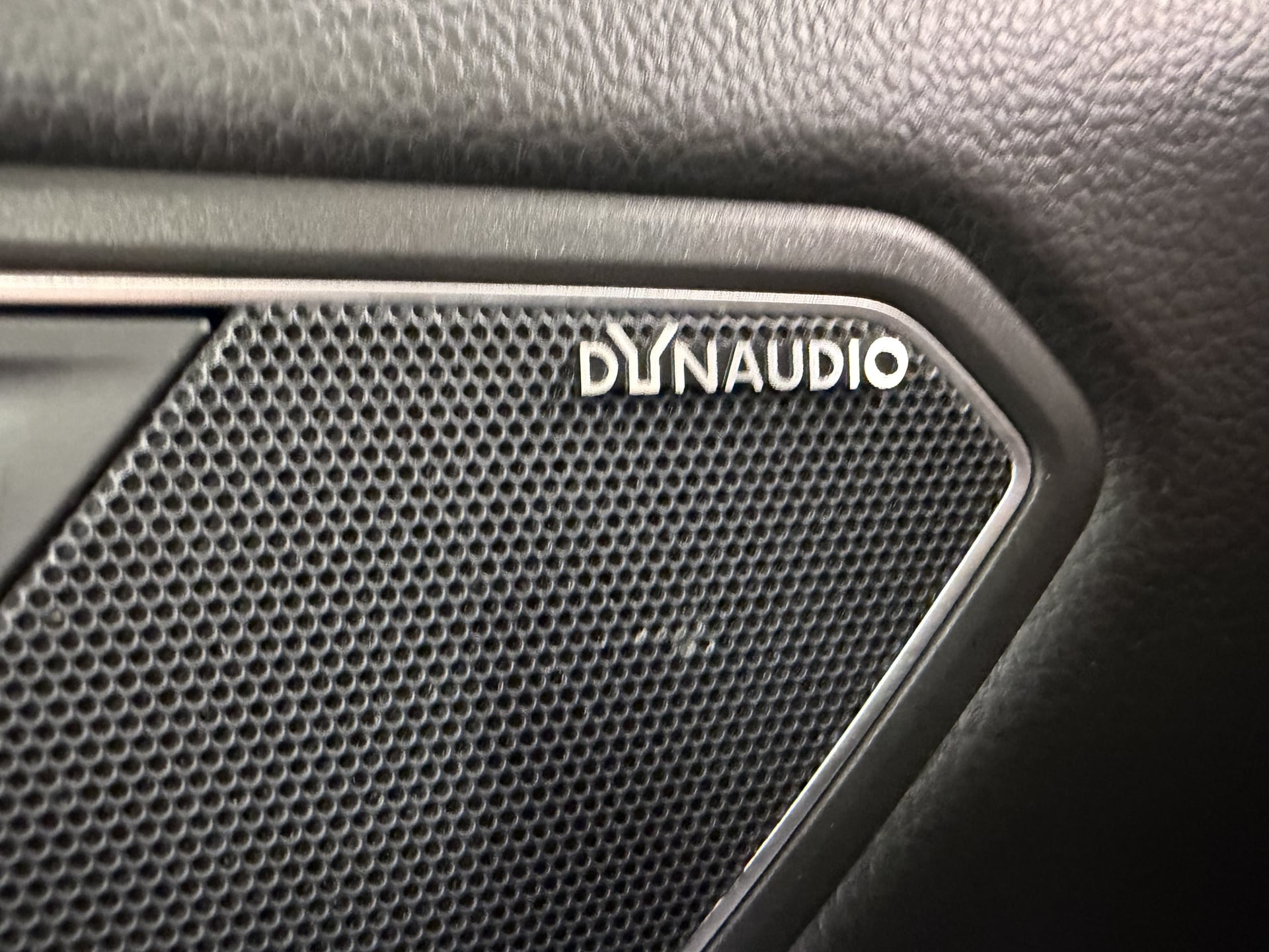 Volkswagen Tiguan Allspace 2.0 TDI 150 CARAT EXCLUSIVE DSG7 — 52