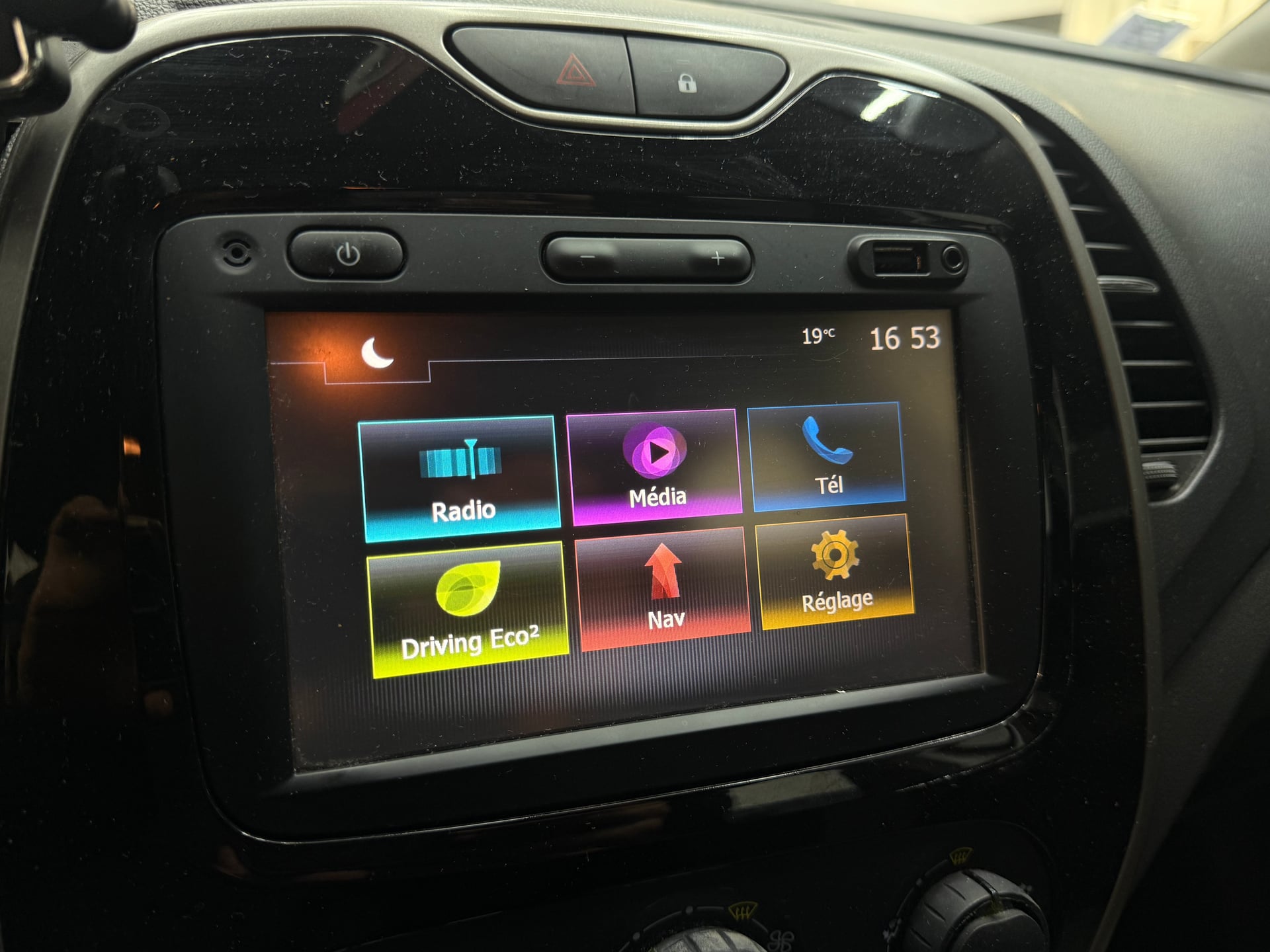 Renault Captur Energy Business — 17