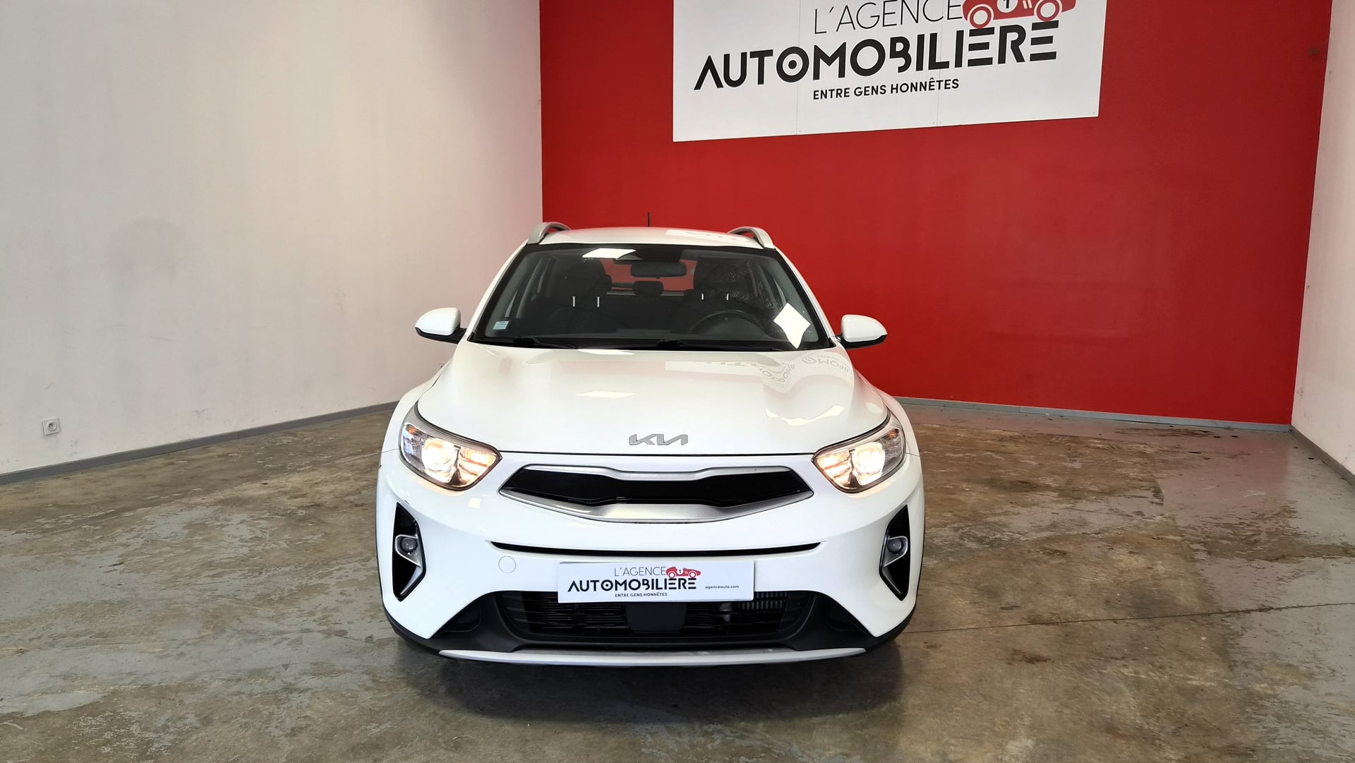 Kia Stonic 1.0 T-GDi 120 mHEV DCT7 — 2
