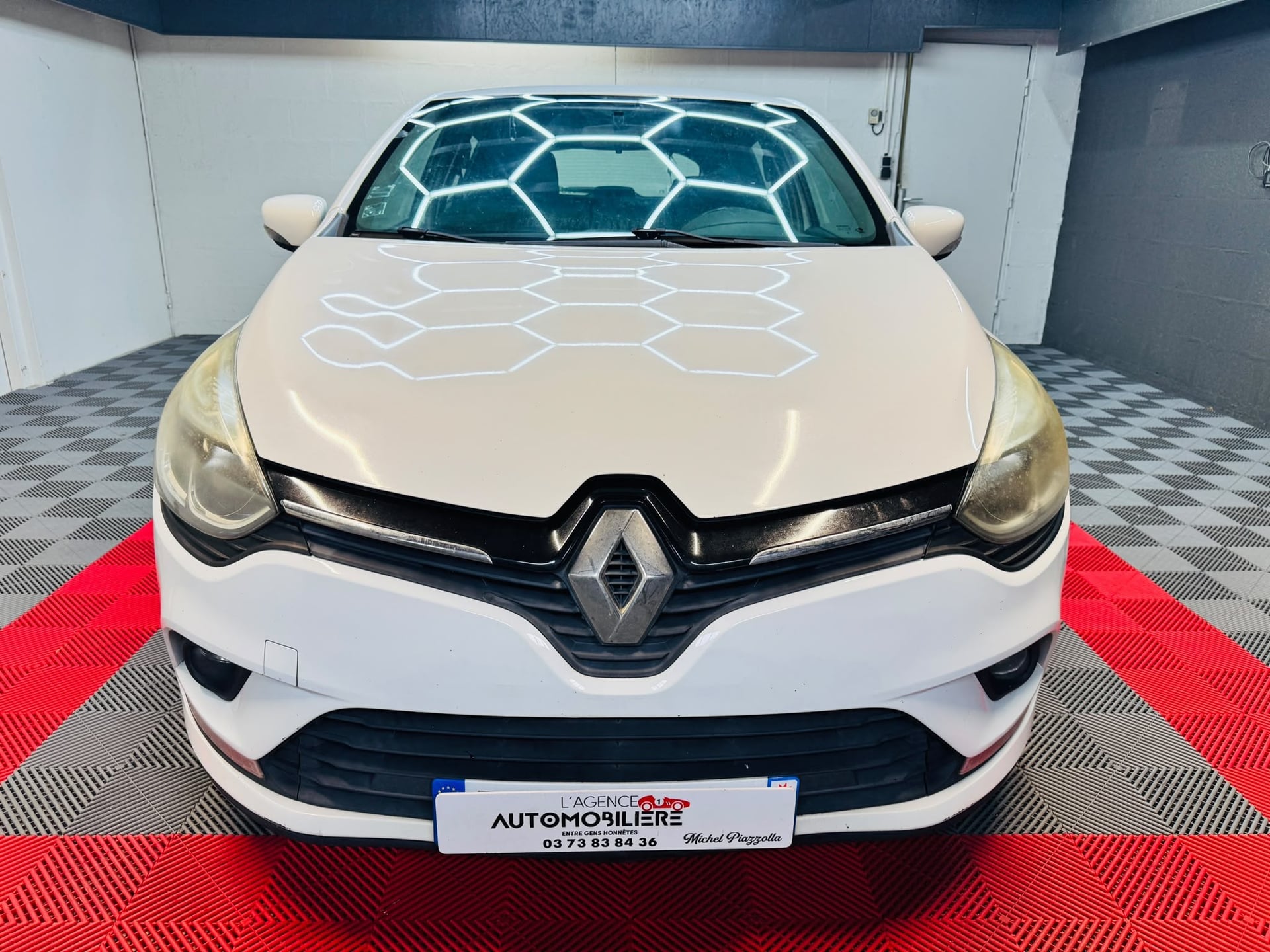 Renault Clio IV 5 Portes Phase 2 1.5 dCi FAP Energy eco2 S&S 90 cv — 2