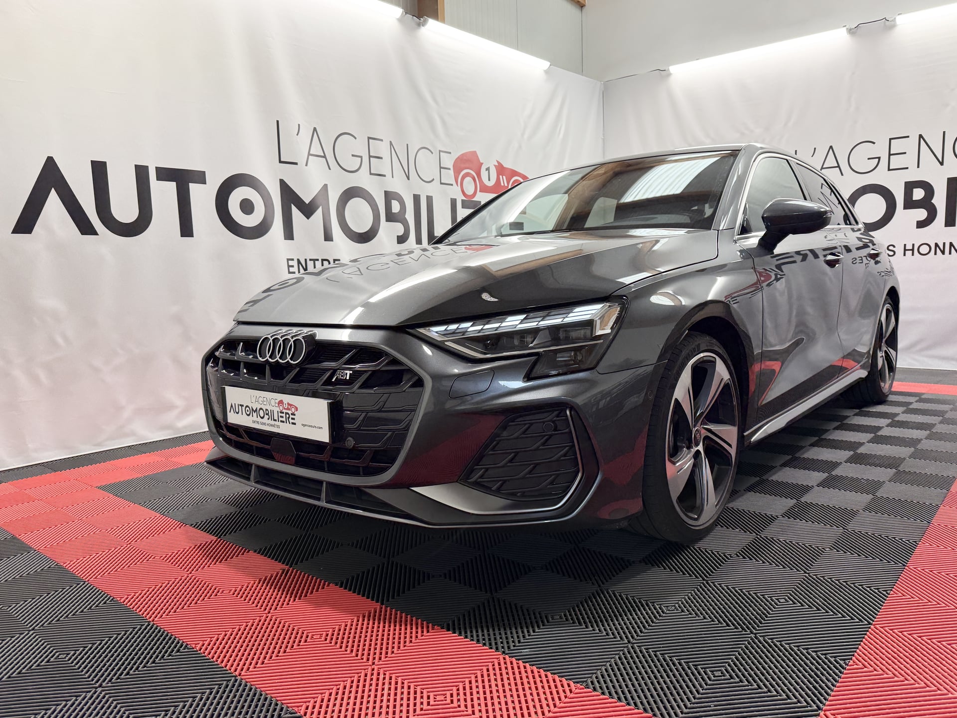 Audi A3 Sportback IV (2) 2.0 35 TDI 180 ABT S TRONIC 7