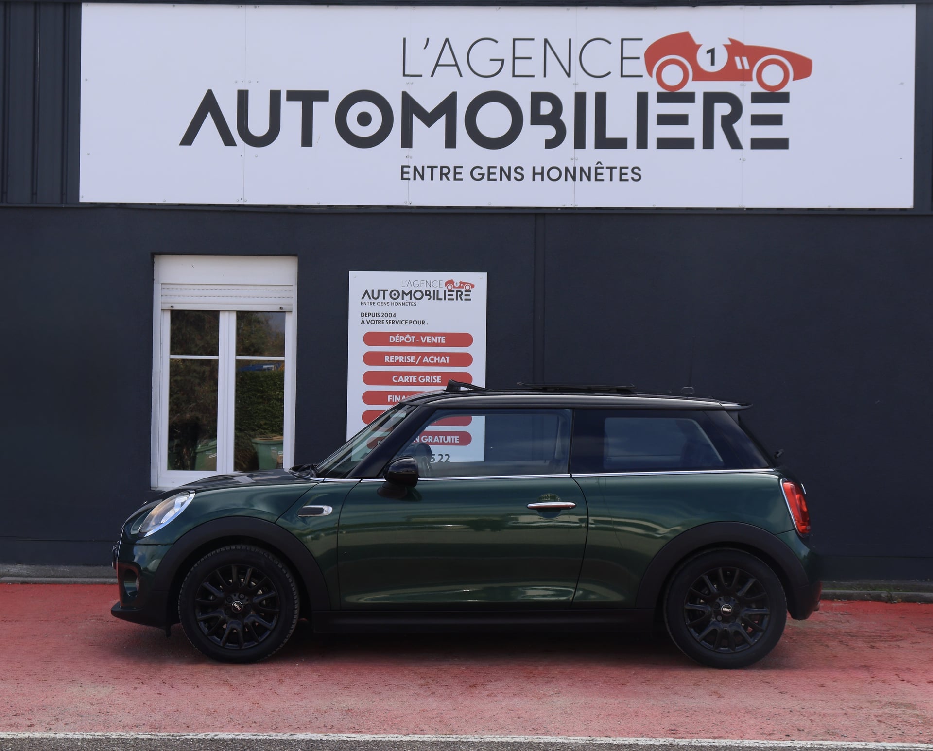 Mini Cooper Hatch 3 Portes D116 Pack Chili (Caméra, Carplay, Toit Ouvrant) — 2