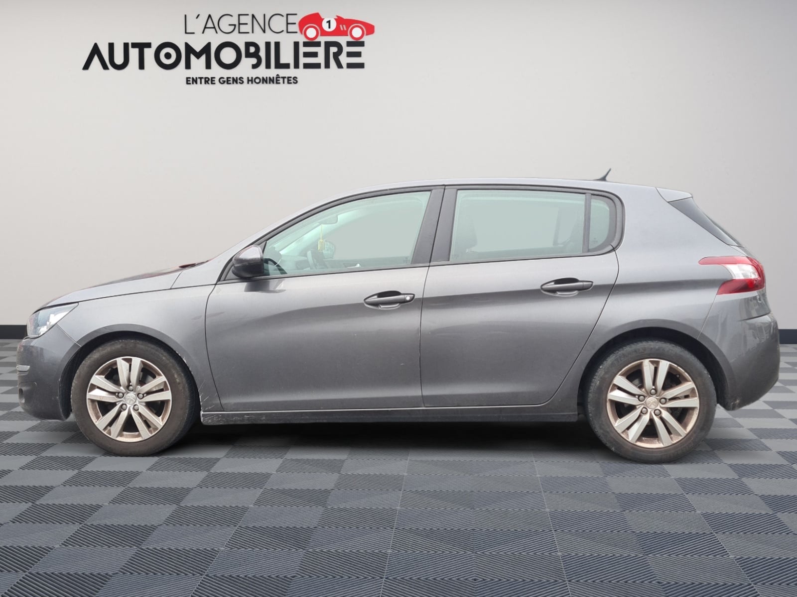 Peugeot 308 1,6 BLUEHDI 100CH S&S ACTIVE BUSINESS BVM5 — 2