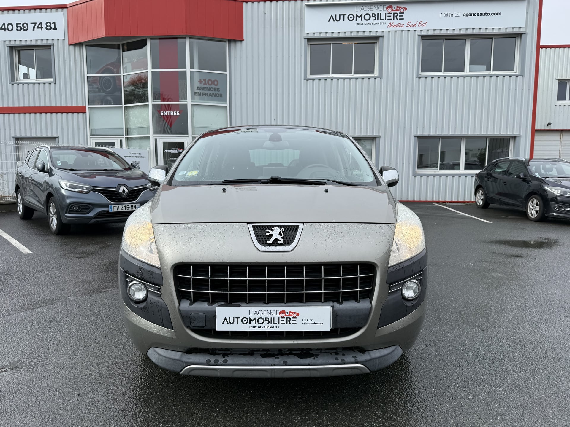 Peugeot 3008 1.6 HDI 115CH PREMIUM PACK | 1ère Main | GARANTIE 12 MOIS — 2