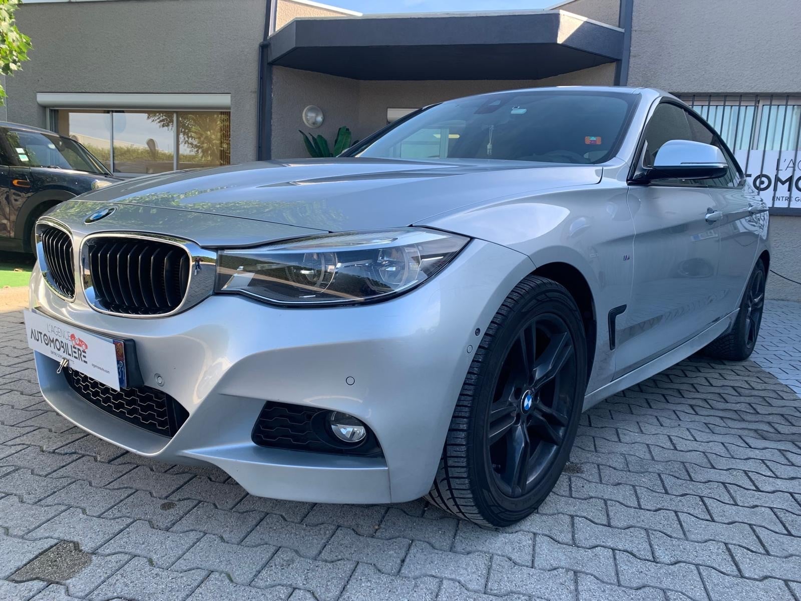 BMW Série 3 GT F34 LCI  320d xDrive 2.0 d 16V 190 cv BVA PACK M