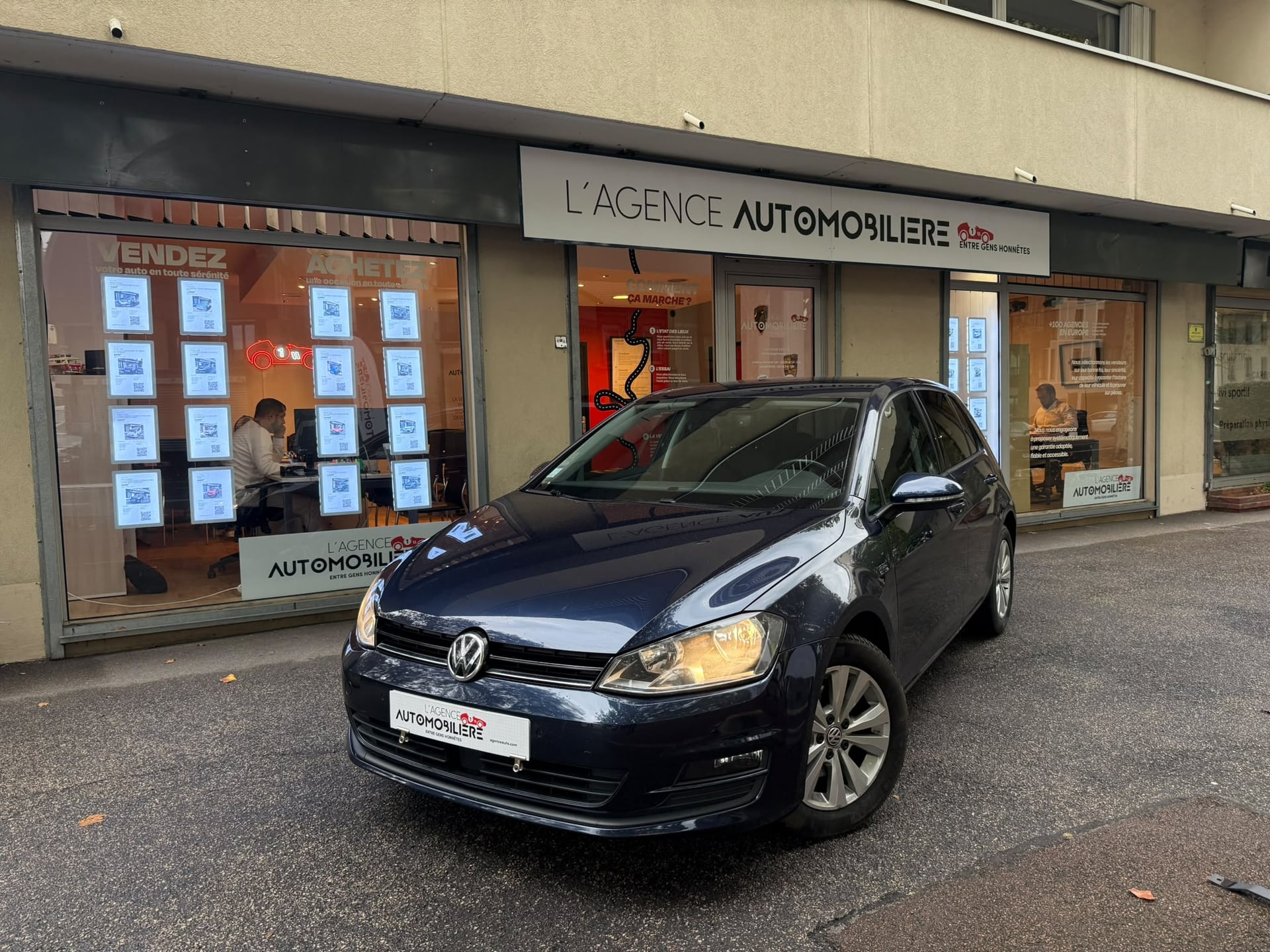 Volkswagen Golf VII 1.6 TDI 110 BLUEMOTION TECHNOLOGY 5CV CONFORTLINE BUSINESS 5P - CAR PLAY / ANDROID AUTO 
