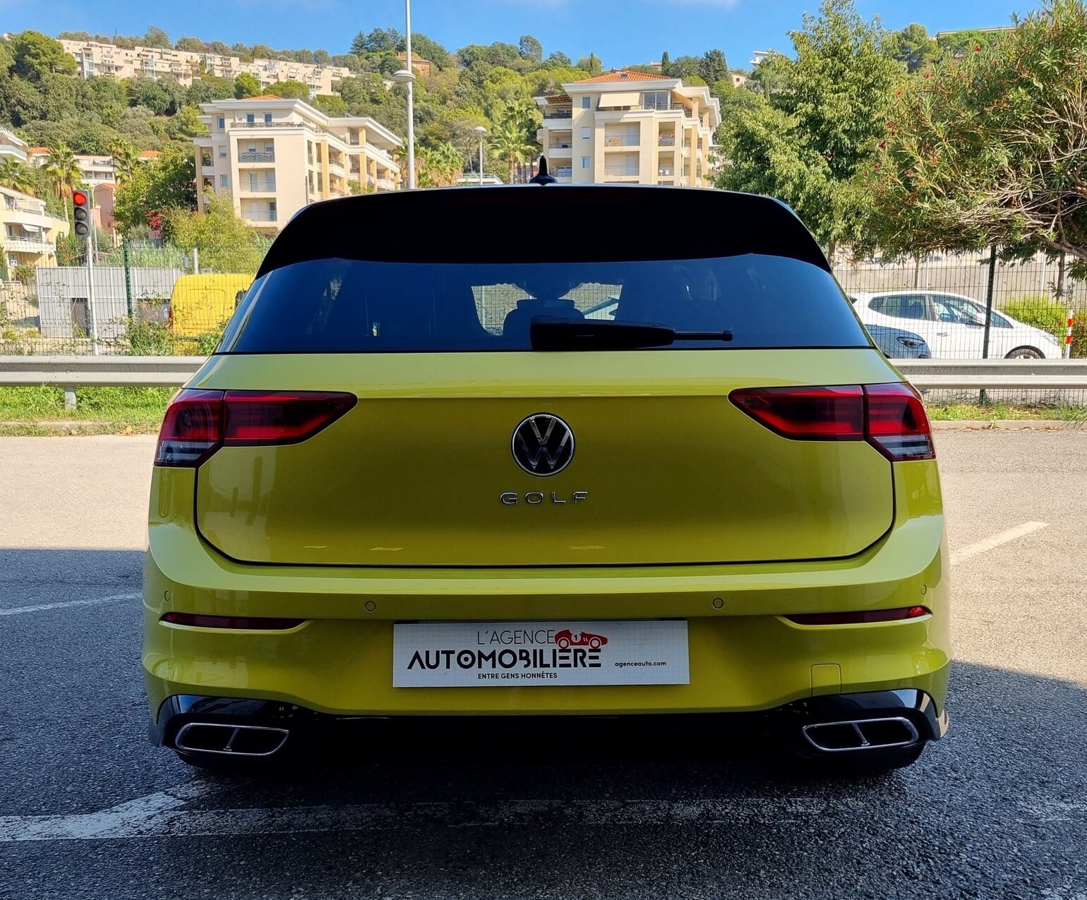 Volkswagen Golf VIII 1.5 eTSi 16V DSG7 150 cv BA R-LINE — 35