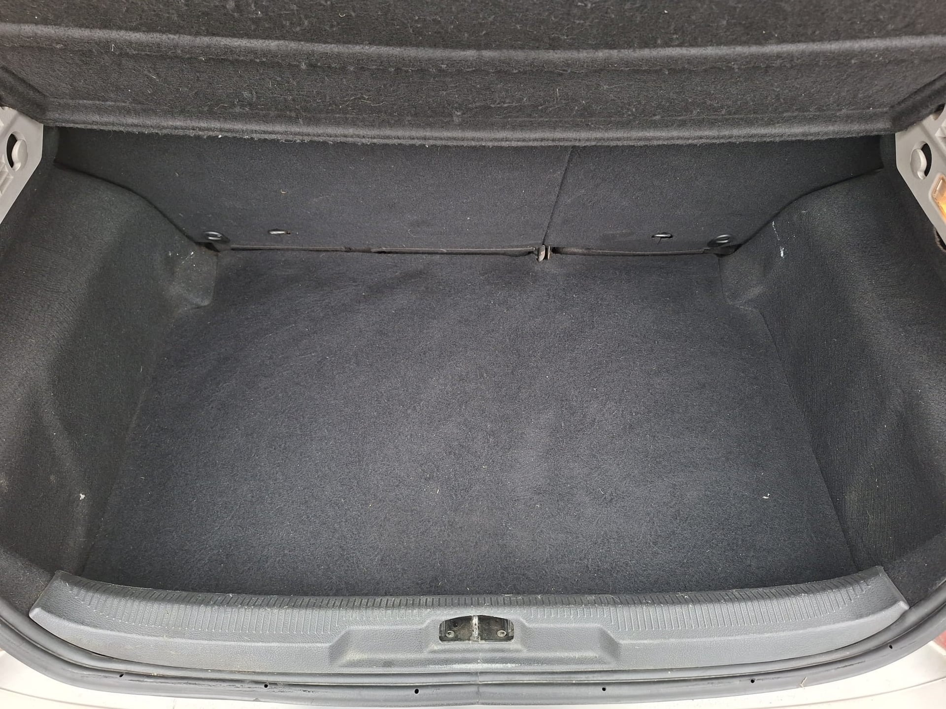 Peugeot 207 1.6 HDI 90 CH — 23