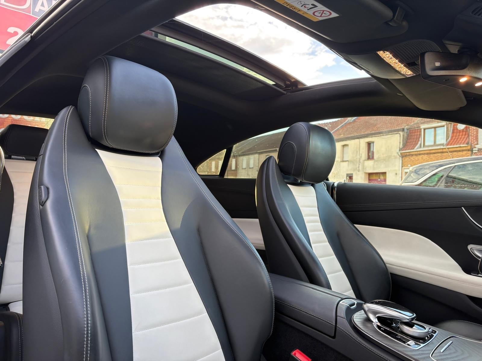 Mercedes-Benz Classe E Coupé 220 D Sportline 9G-Tronic Pack AMG Toit Ouvrant — 2