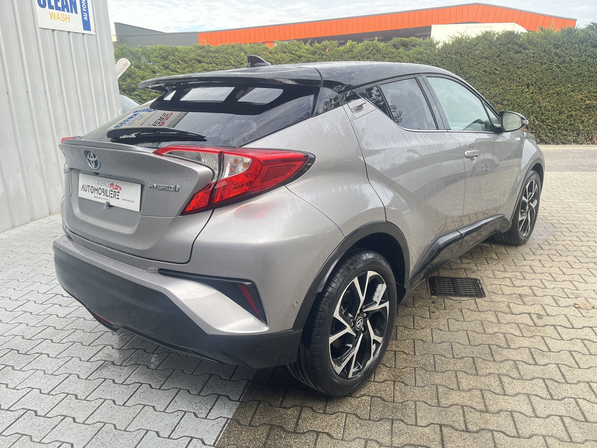 Toyota C-HR I 1.8 VVT-i 16V 122 HSD Hybrid 2WD CVT 100 CV